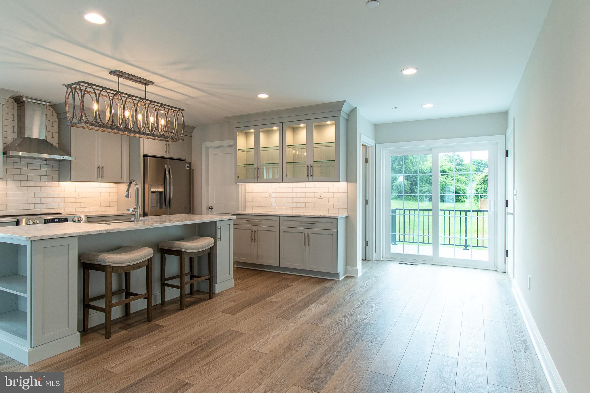 EASTON - Residential