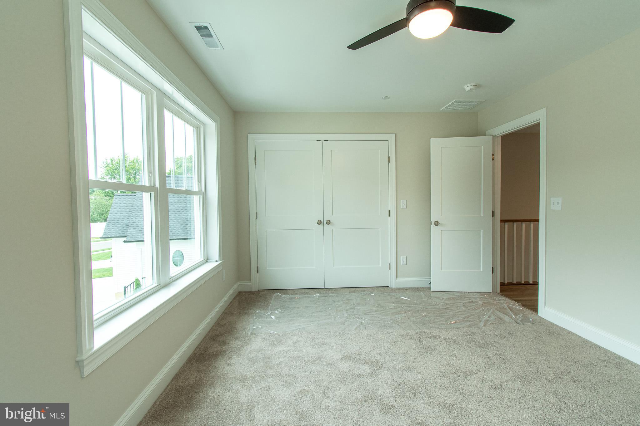 EASTON - Residential