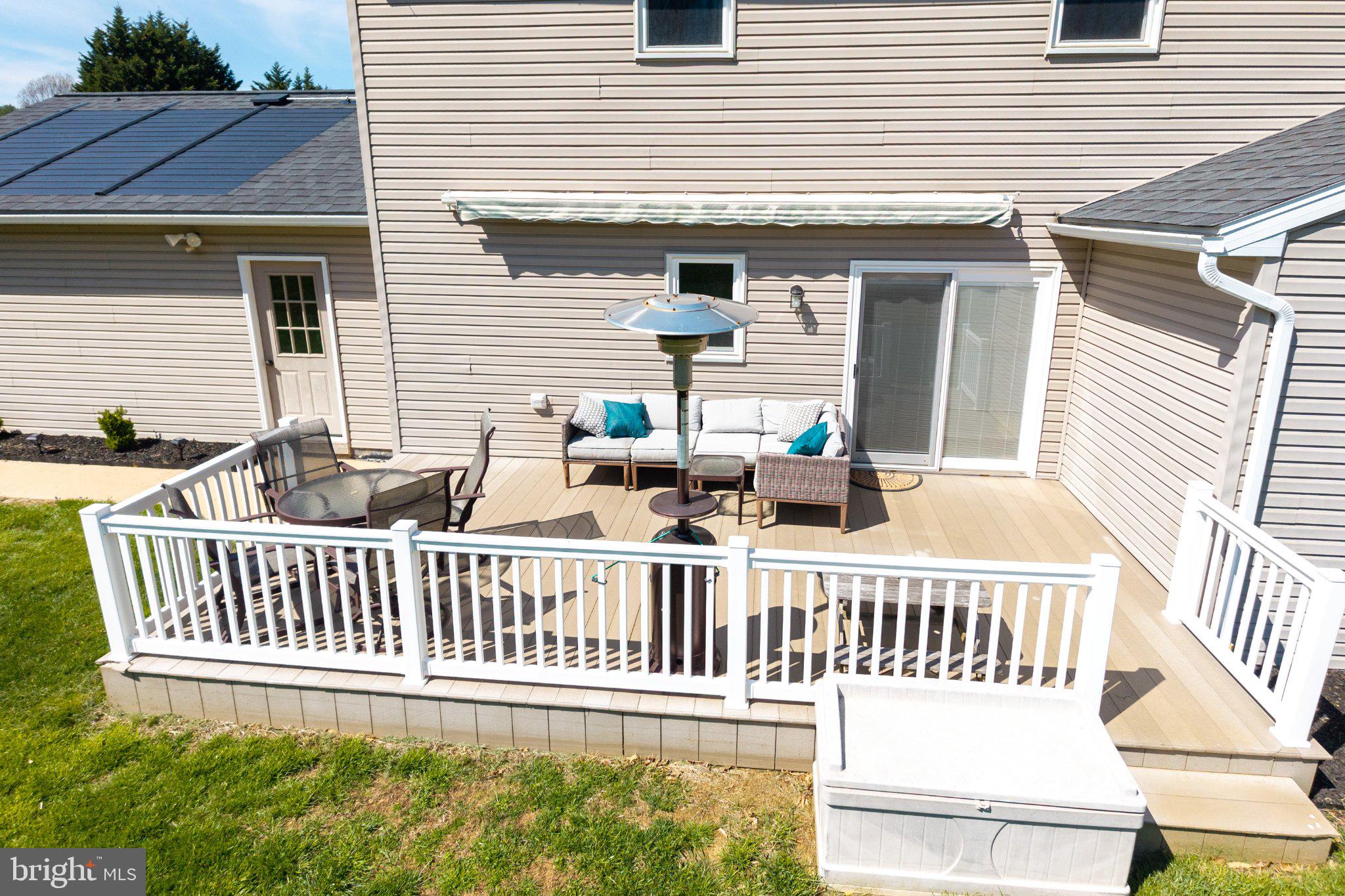 SPRING MEADOW FARM - Residential