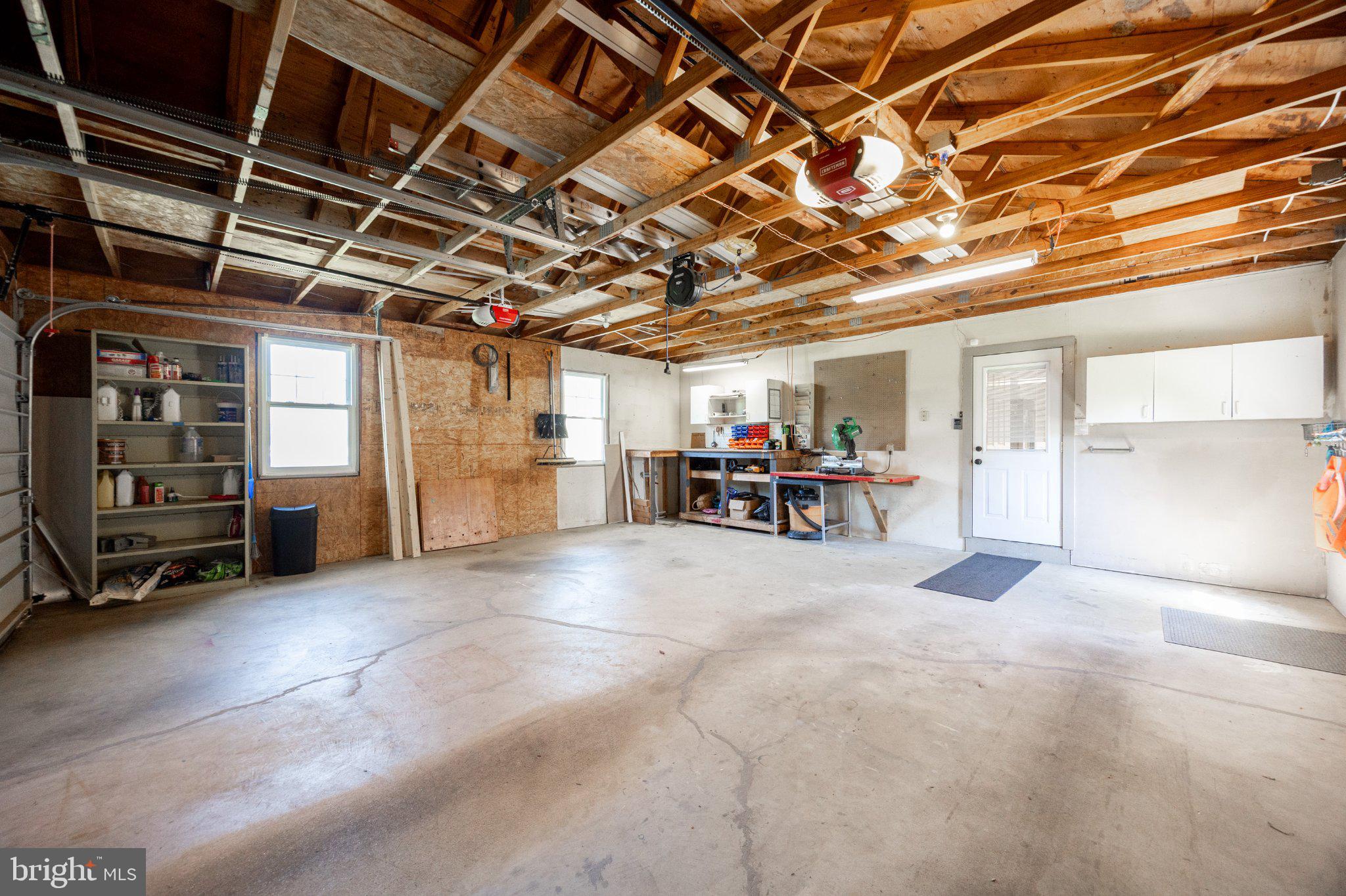 SPRING MEADOW FARM - Residential