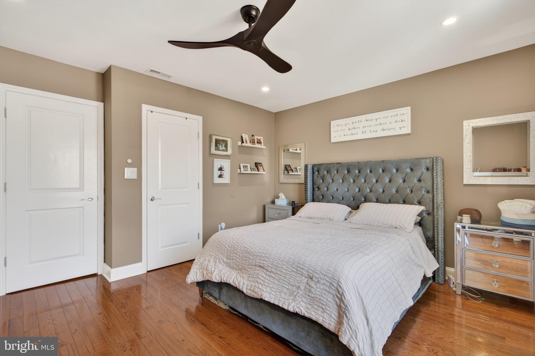 DICKINSON NARROWS - Residential