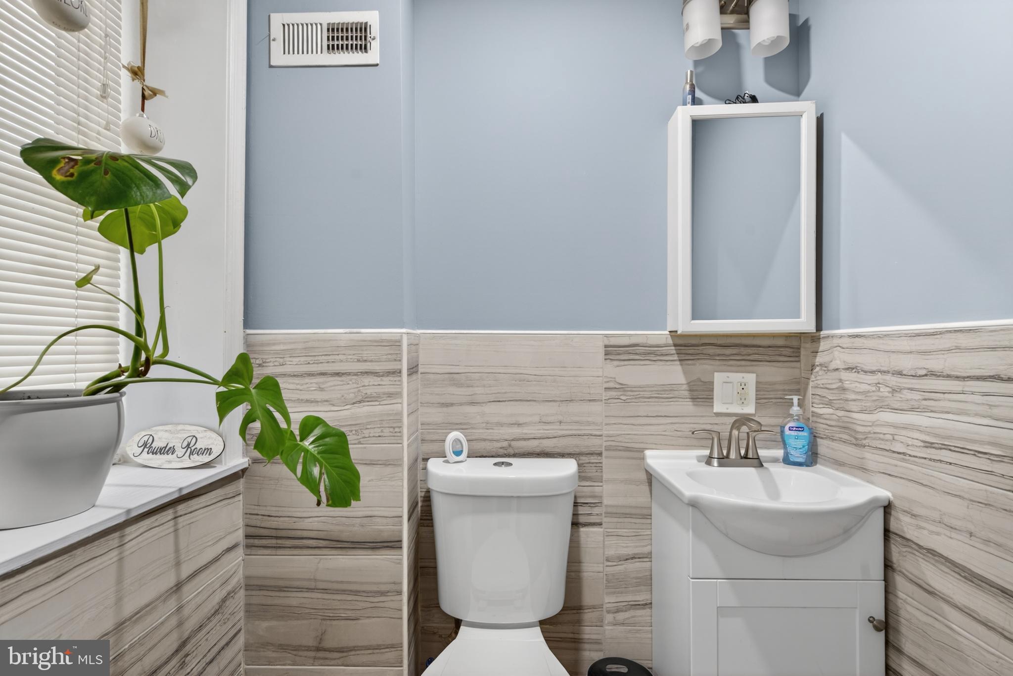 DICKINSON NARROWS - Residential