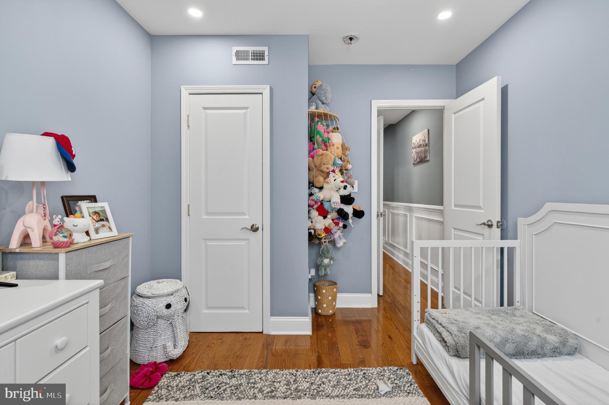 DICKINSON NARROWS - Residential