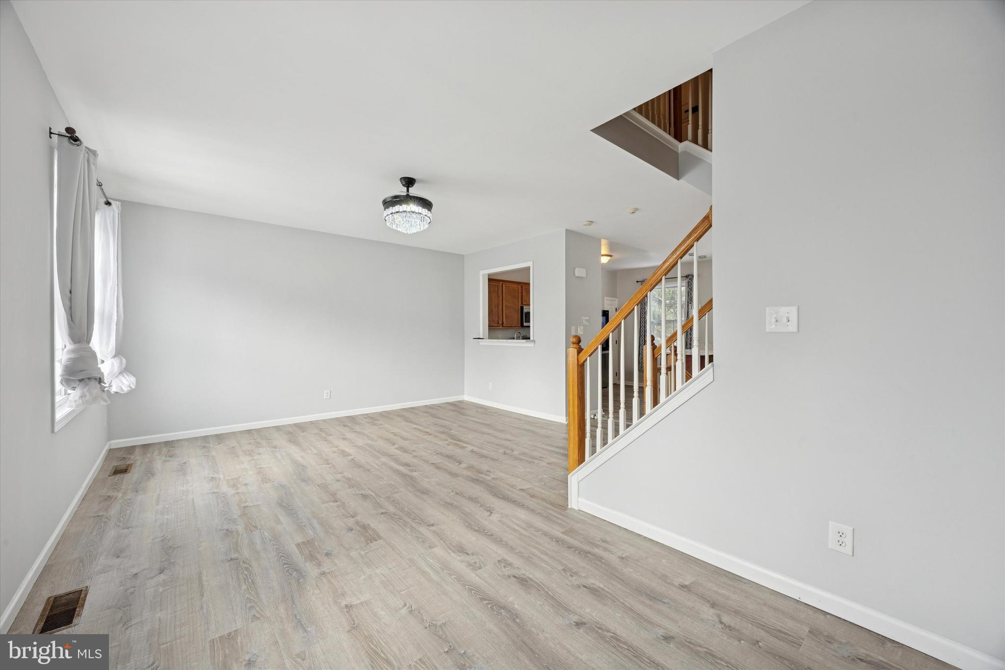 LANSDOWNE - Residential