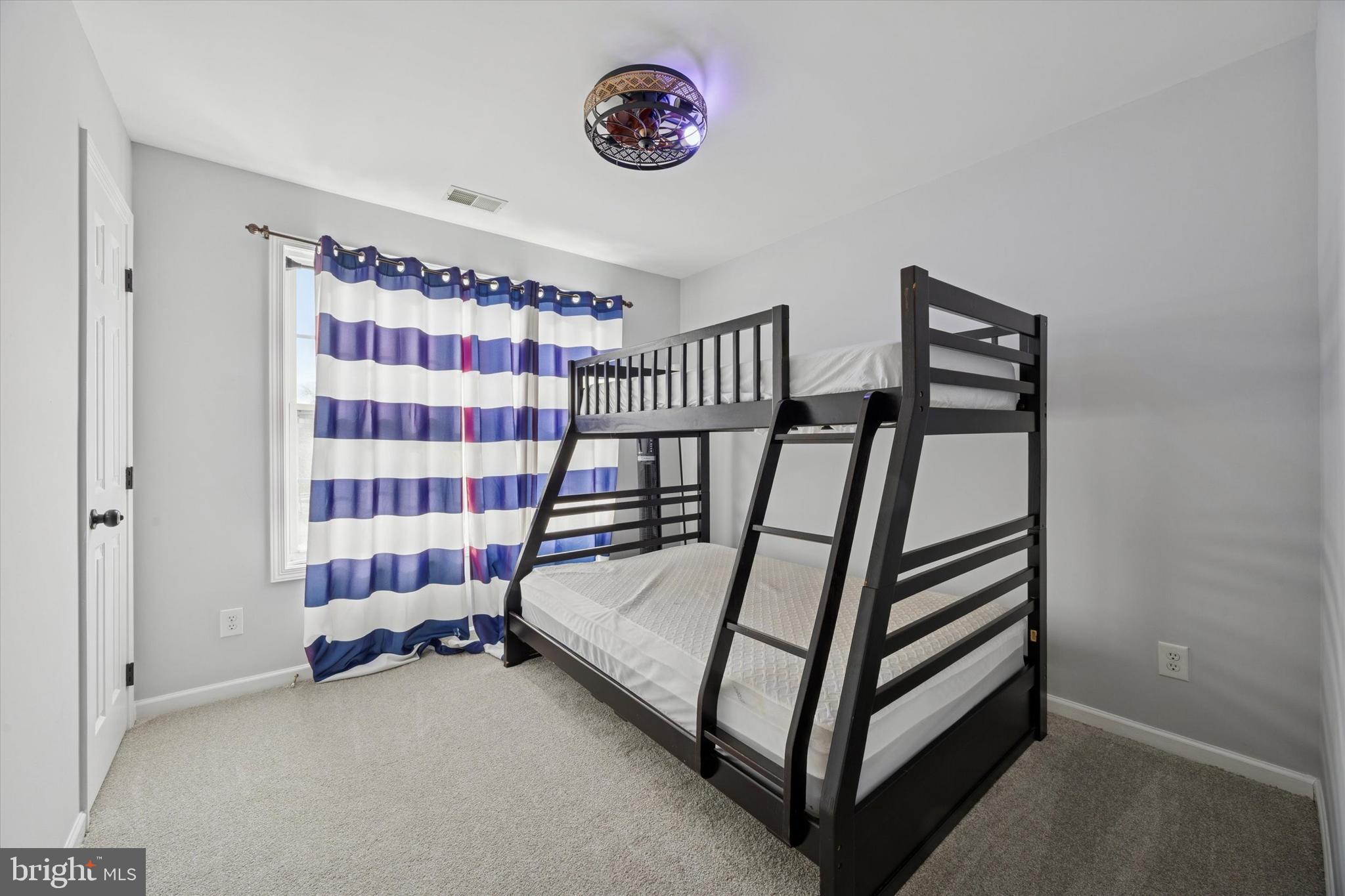 LANSDOWNE - Residential