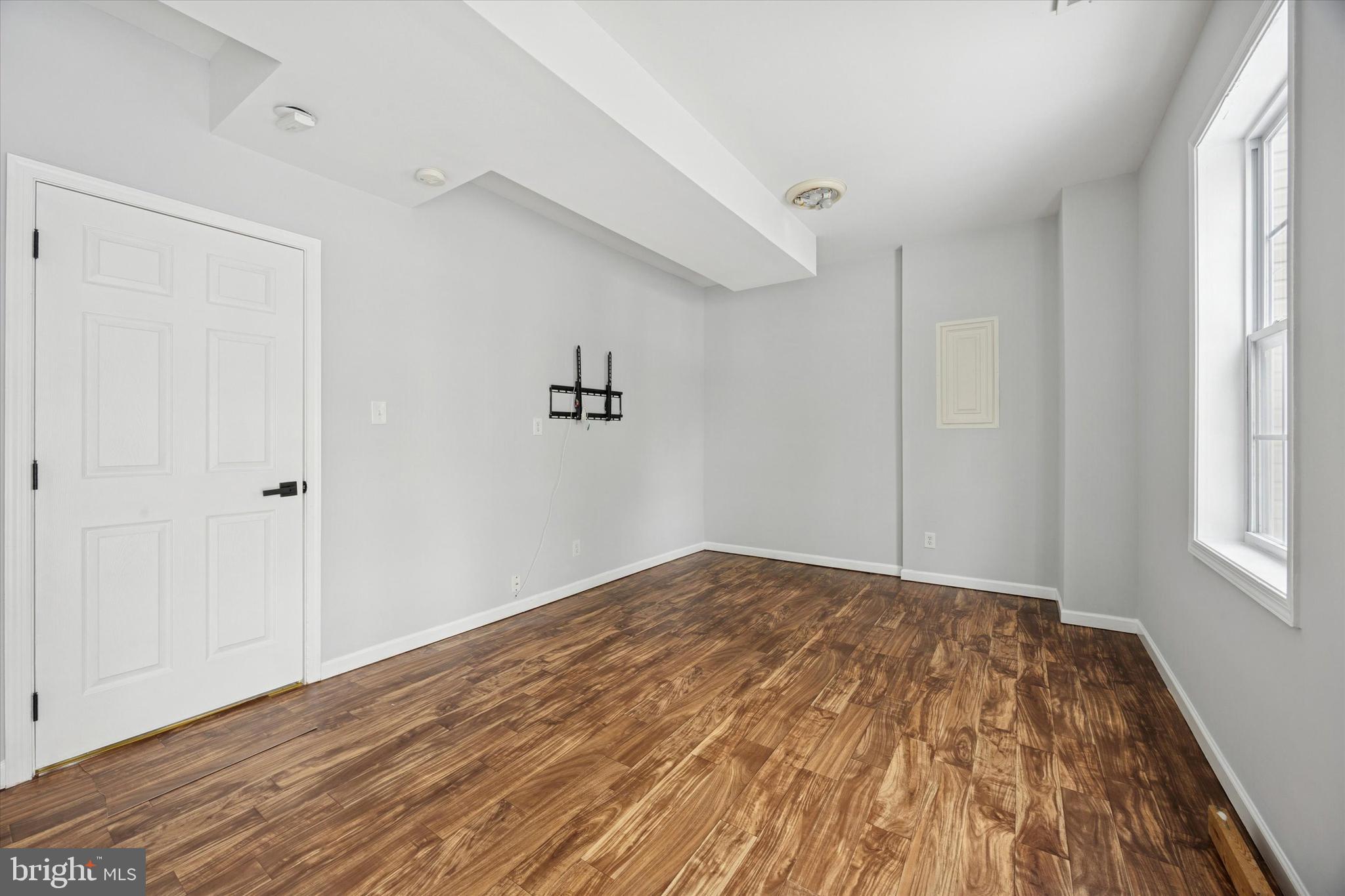 LANSDOWNE - Residential