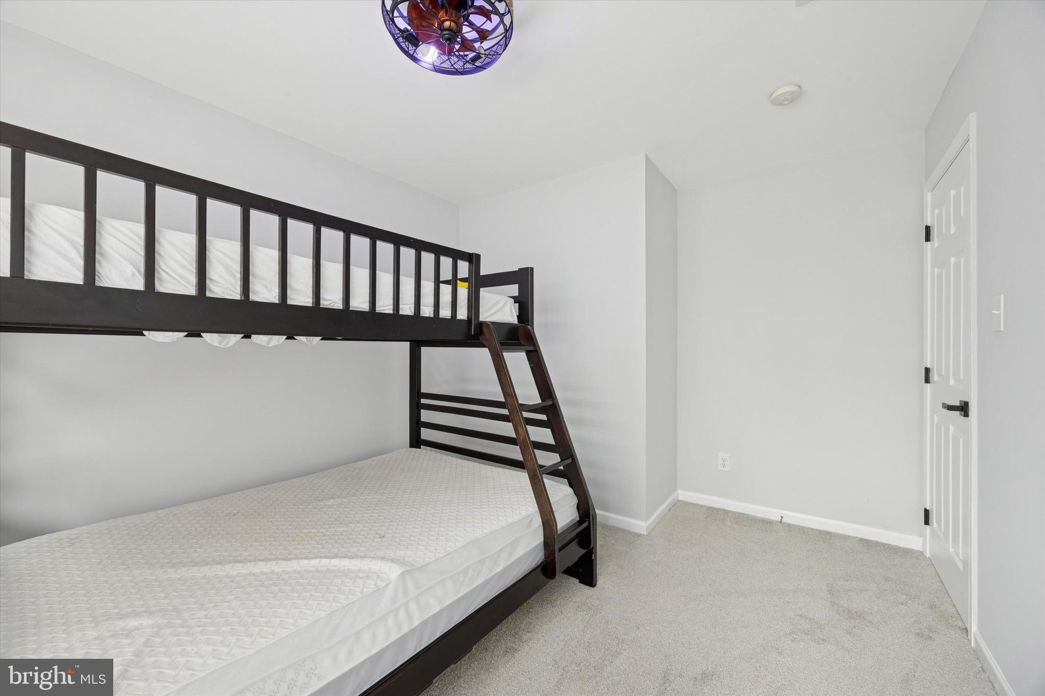 LANSDOWNE - Residential