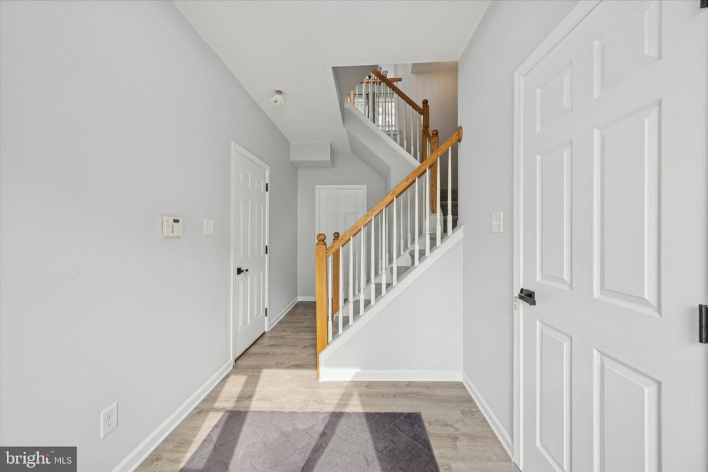 Photo of 17 Hillview Circle, LANSDOWNE, PA 19050 (MLS # PADE2108292)