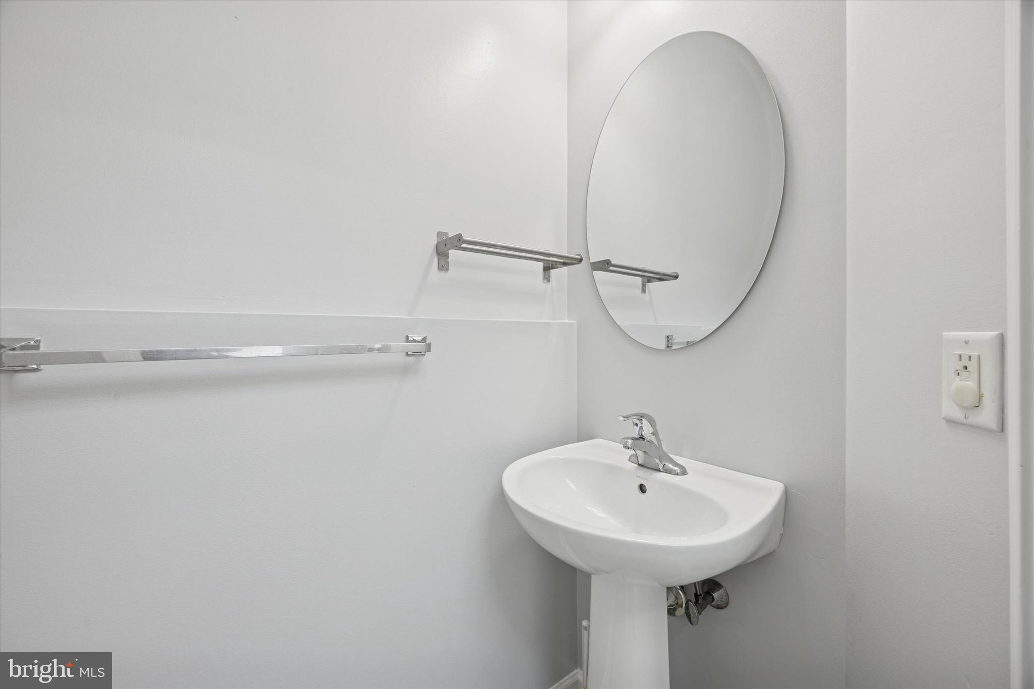 LANSDOWNE - Residential