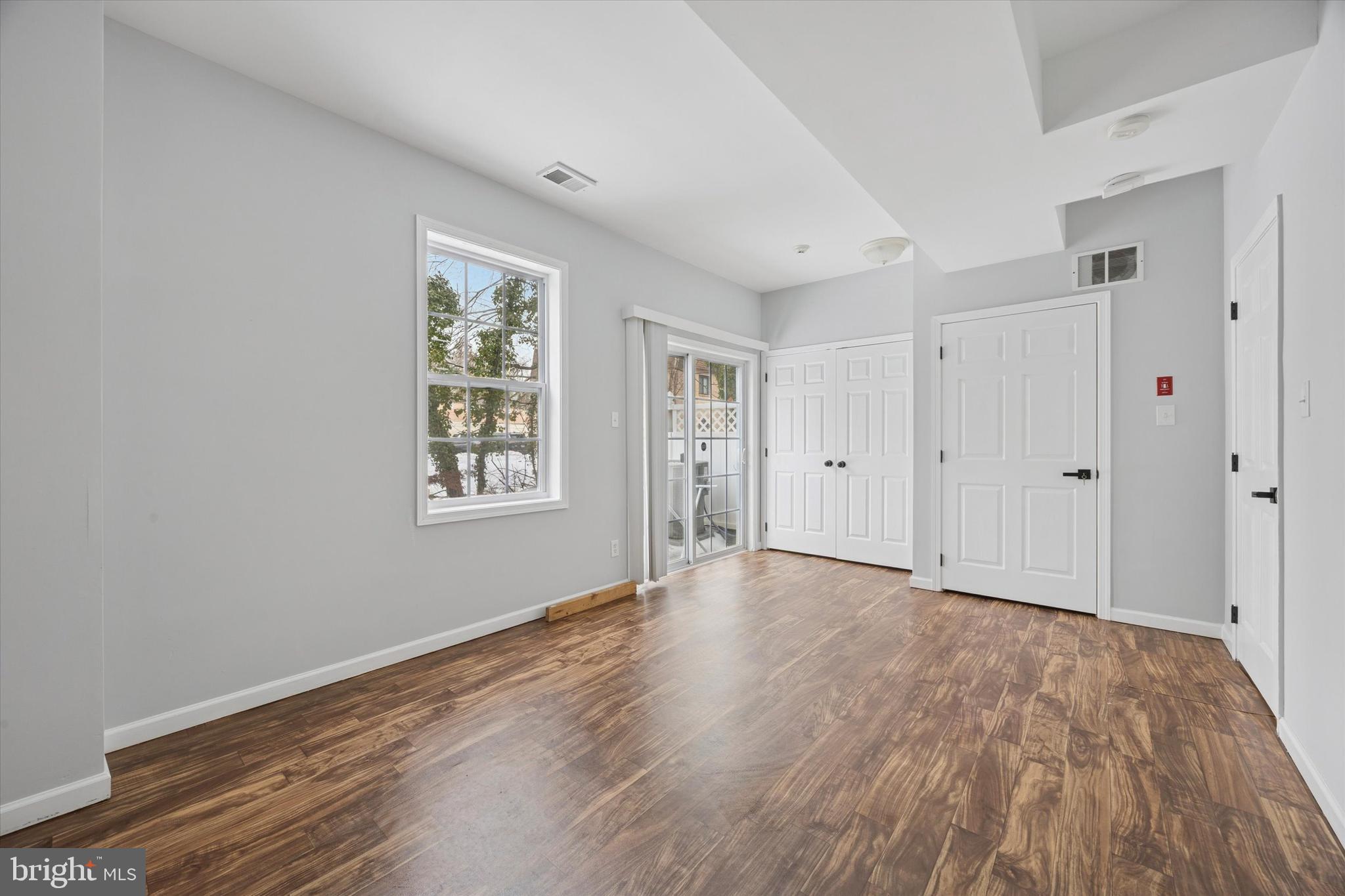 LANSDOWNE - Residential