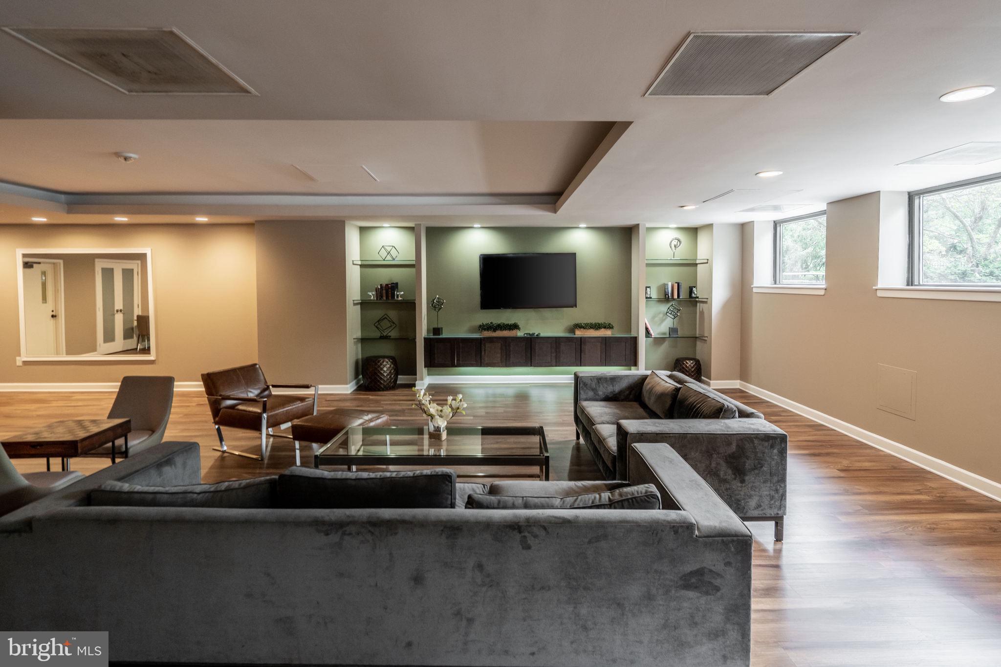 GEORGETOWN - Residential