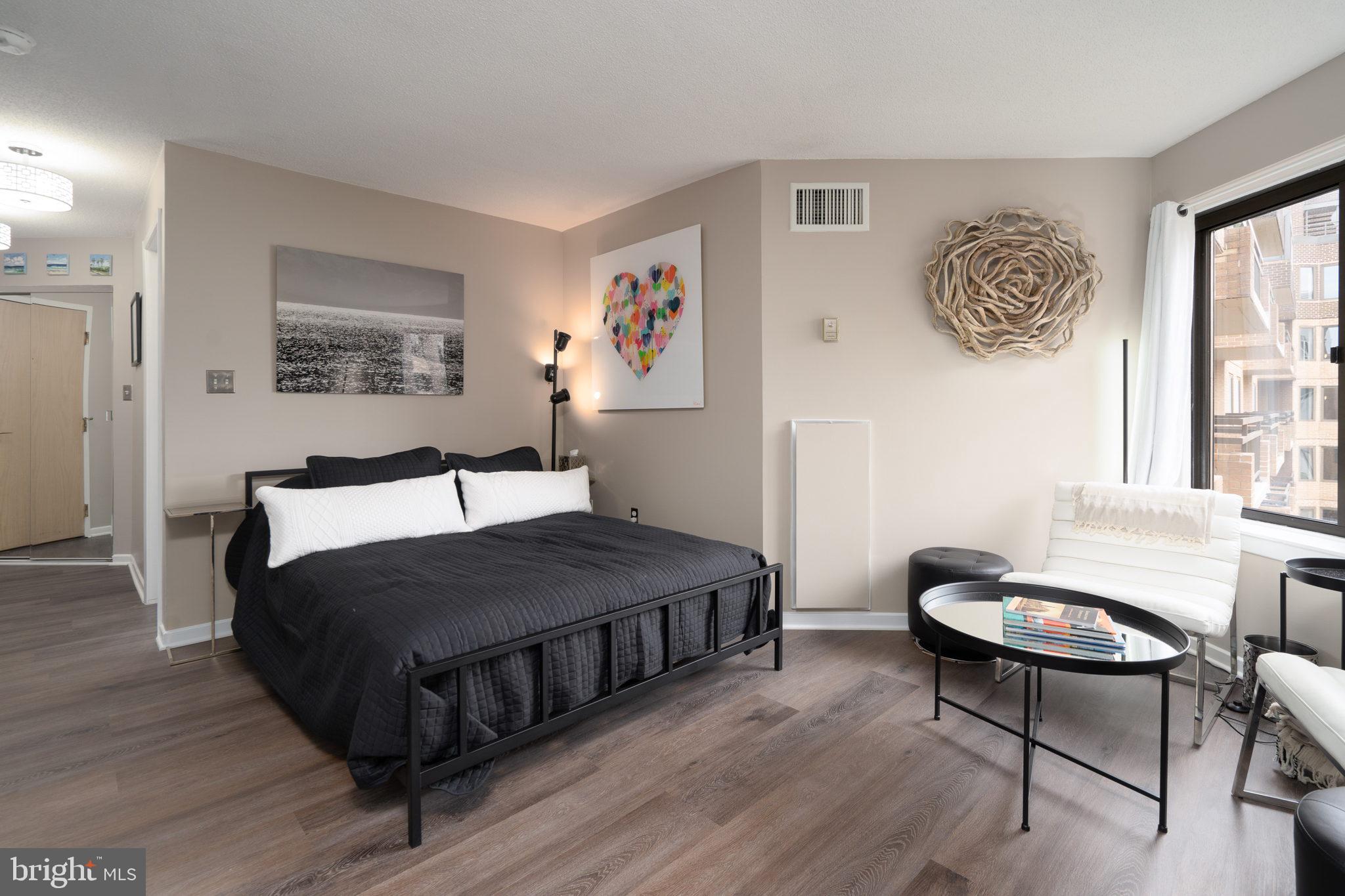 2111 WISCONSIN AVENUE NW 512