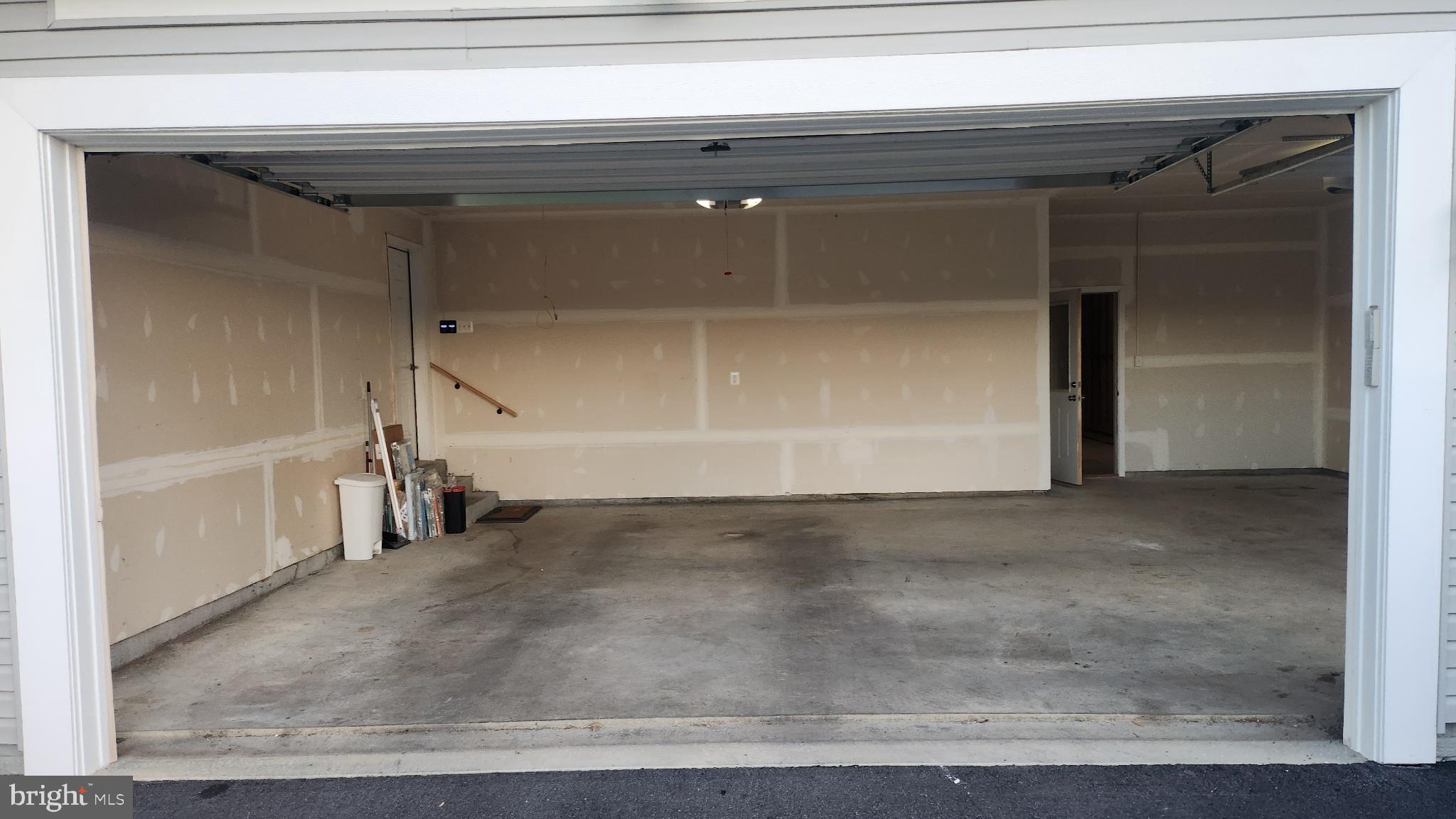 WILLOW RIDGE - Residential