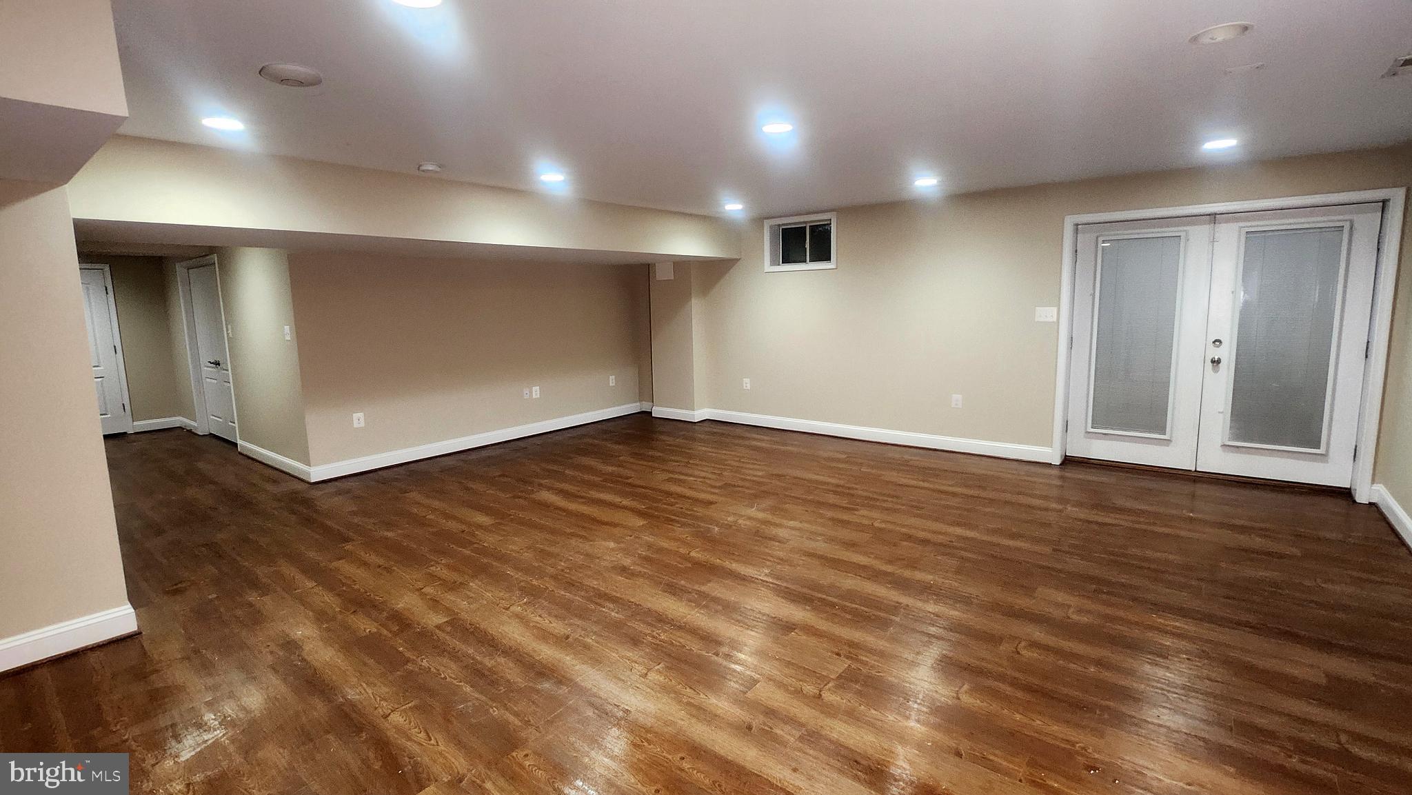 WILLOW RIDGE - Residential