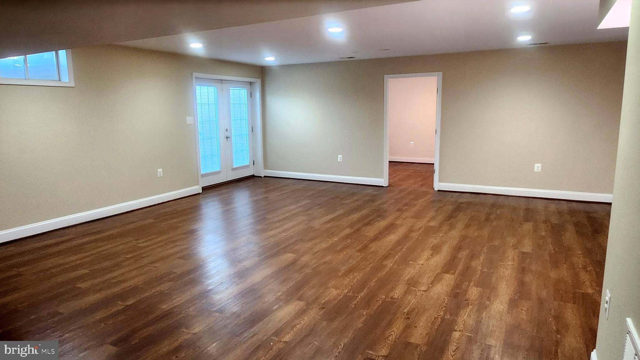 WILLOW RIDGE - Residential