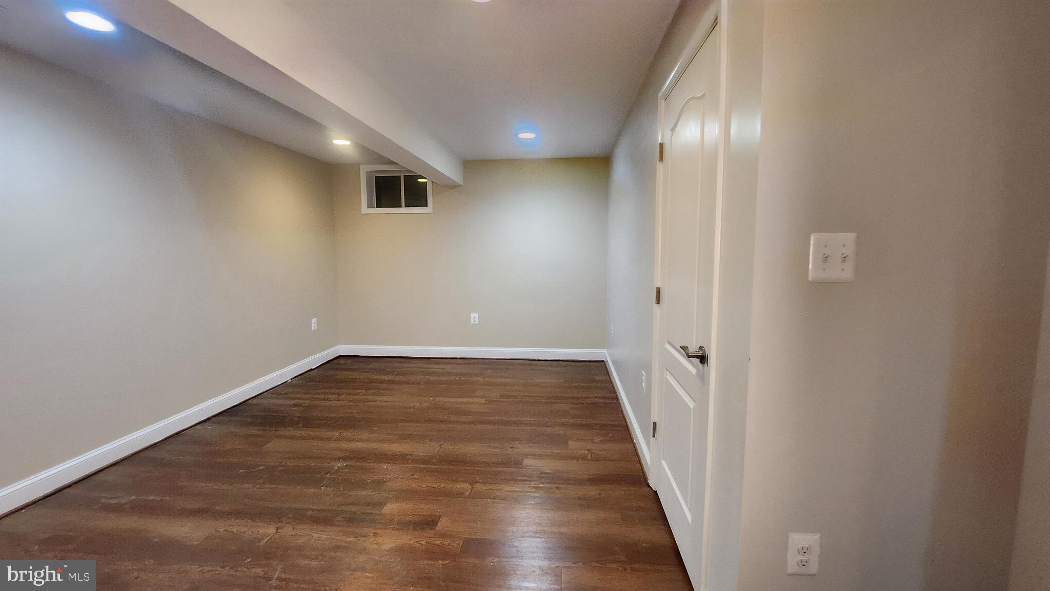 WILLOW RIDGE - Residential