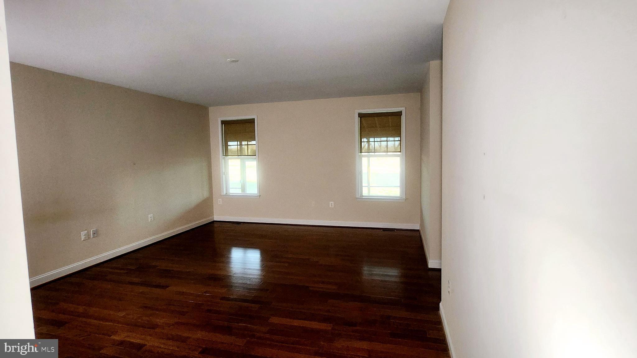 WILLOW RIDGE - Residential