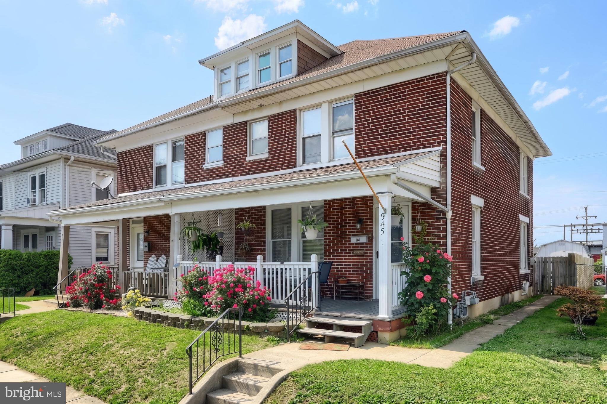945 E PROSPECT STREET