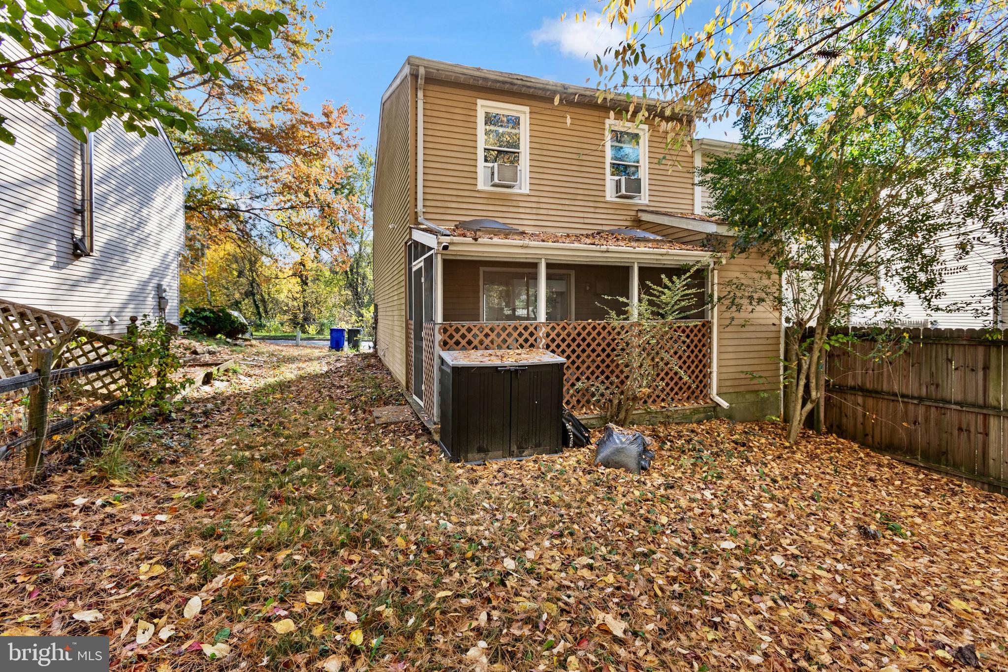 MANCHESTER VILLAGE - Residential