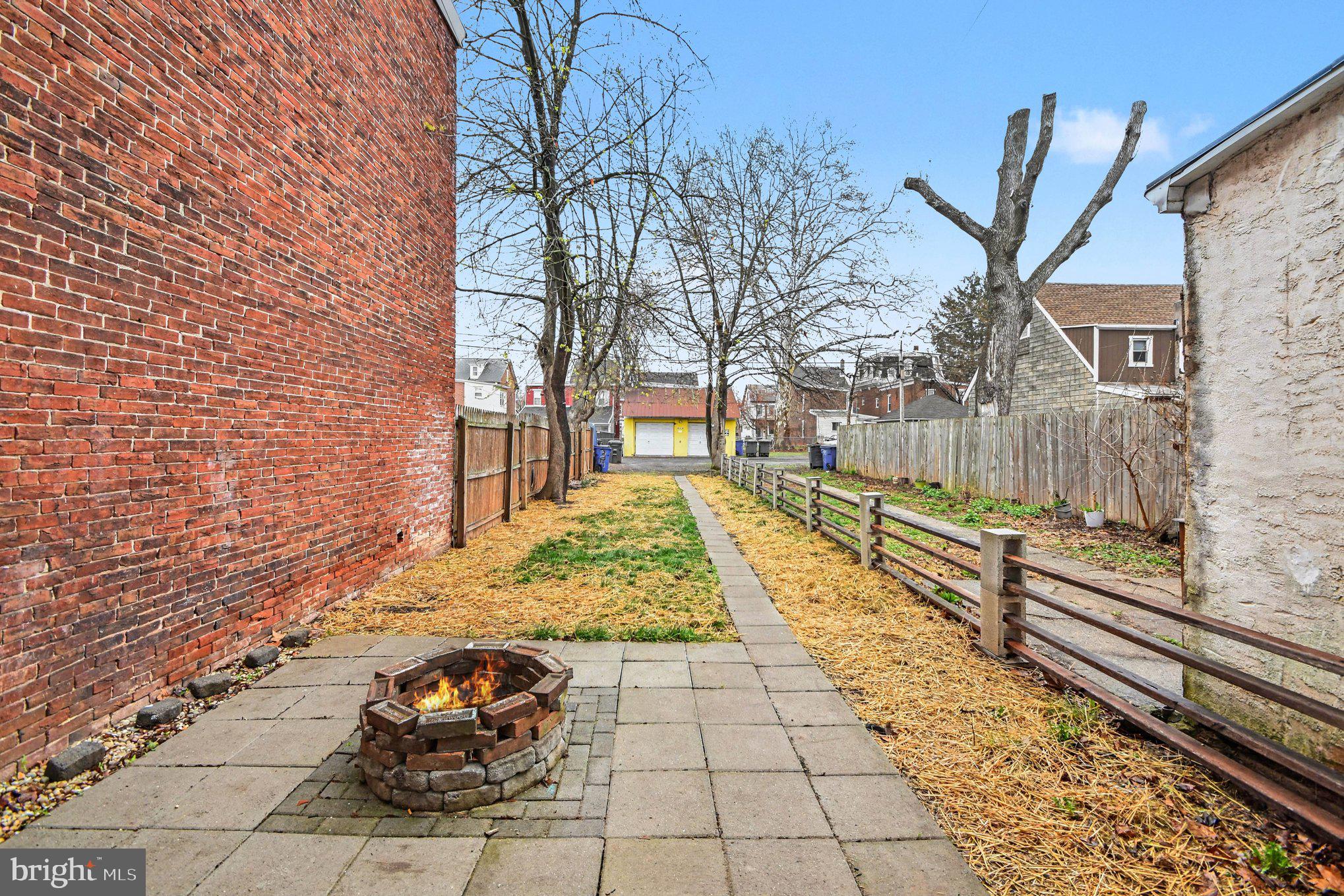 POTTSTOWN - Residential