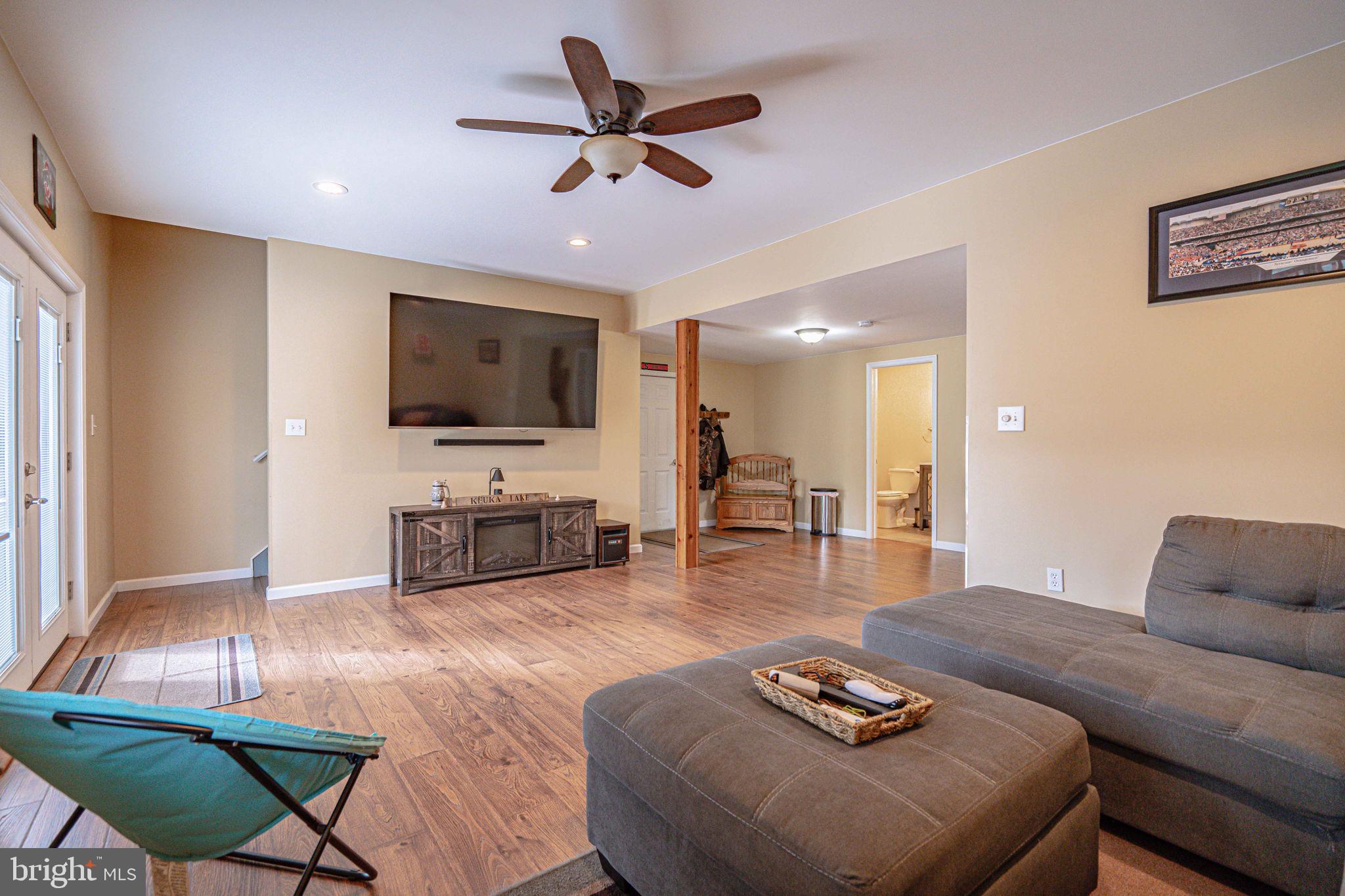 OWL CREEK - Residential