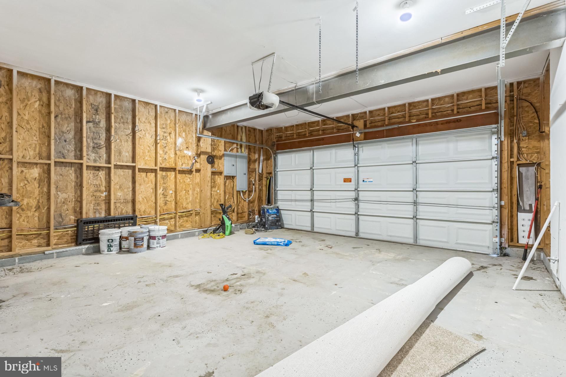 WARM SPRING - Residential