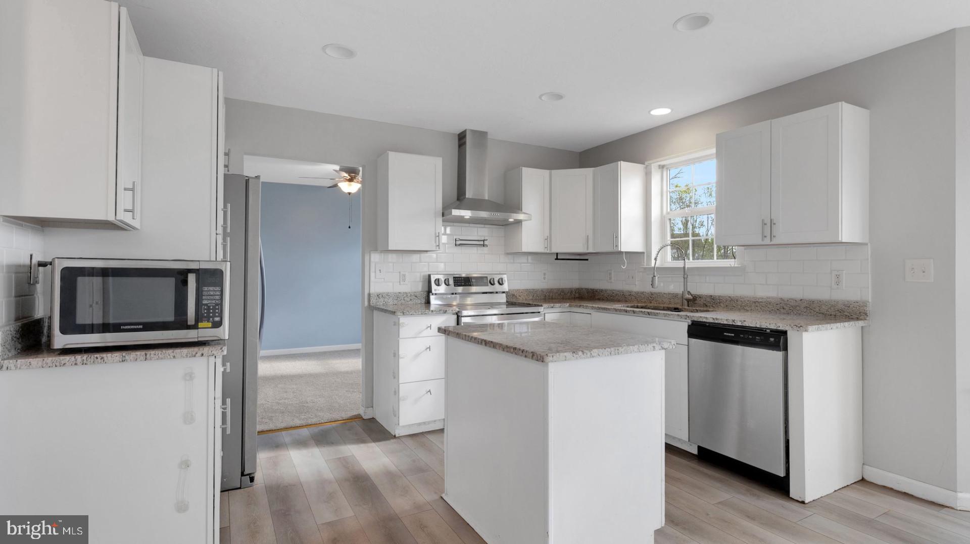 WARM SPRING - Residential