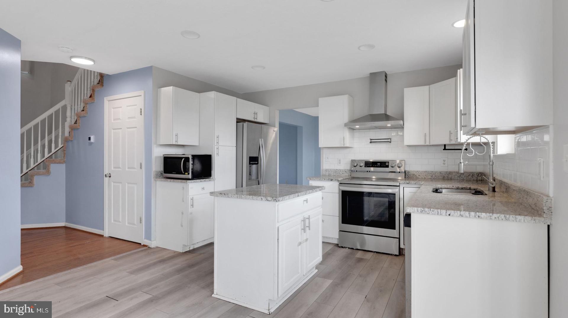 WARM SPRING - Residential