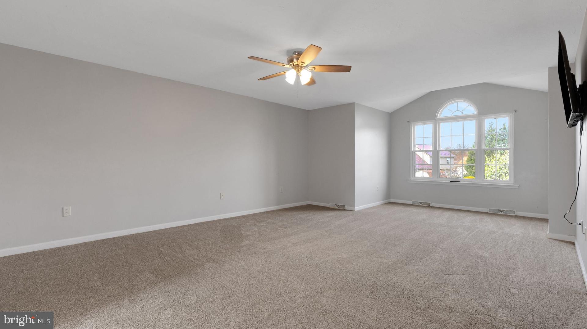 WARM SPRING - Residential