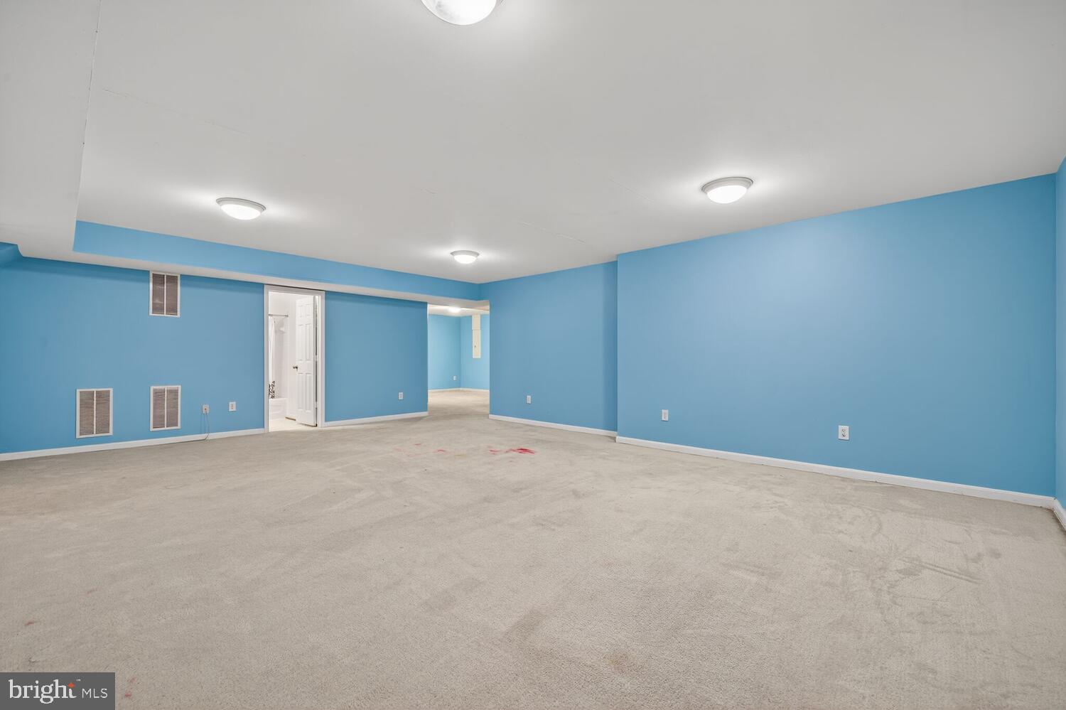 MILESTONE - Residential Lease