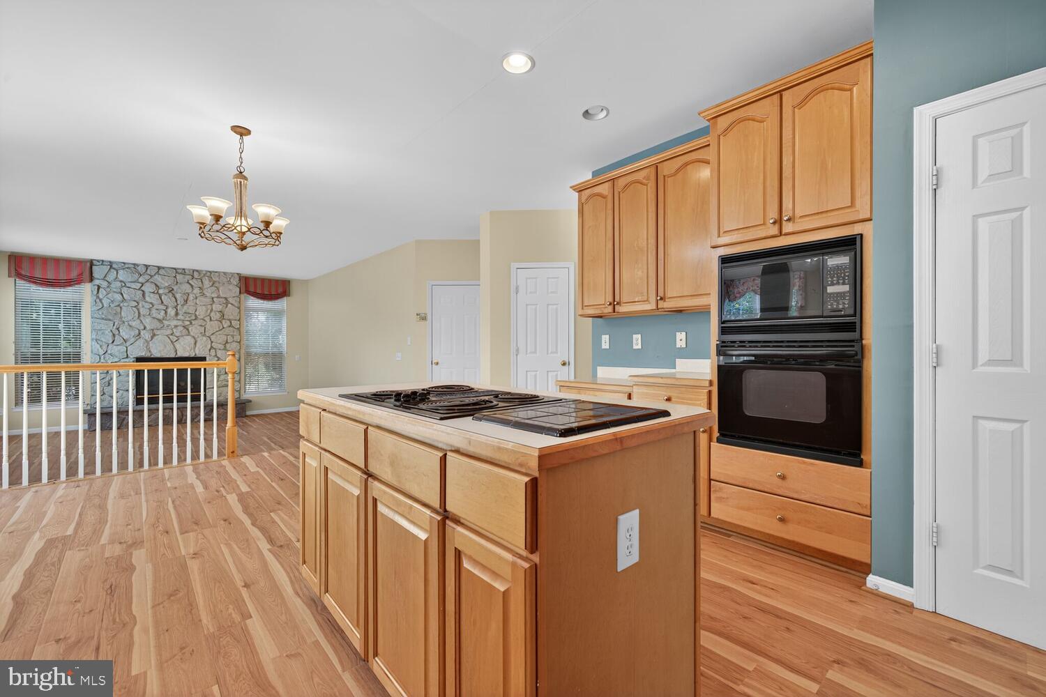 MILESTONE - Residential Lease