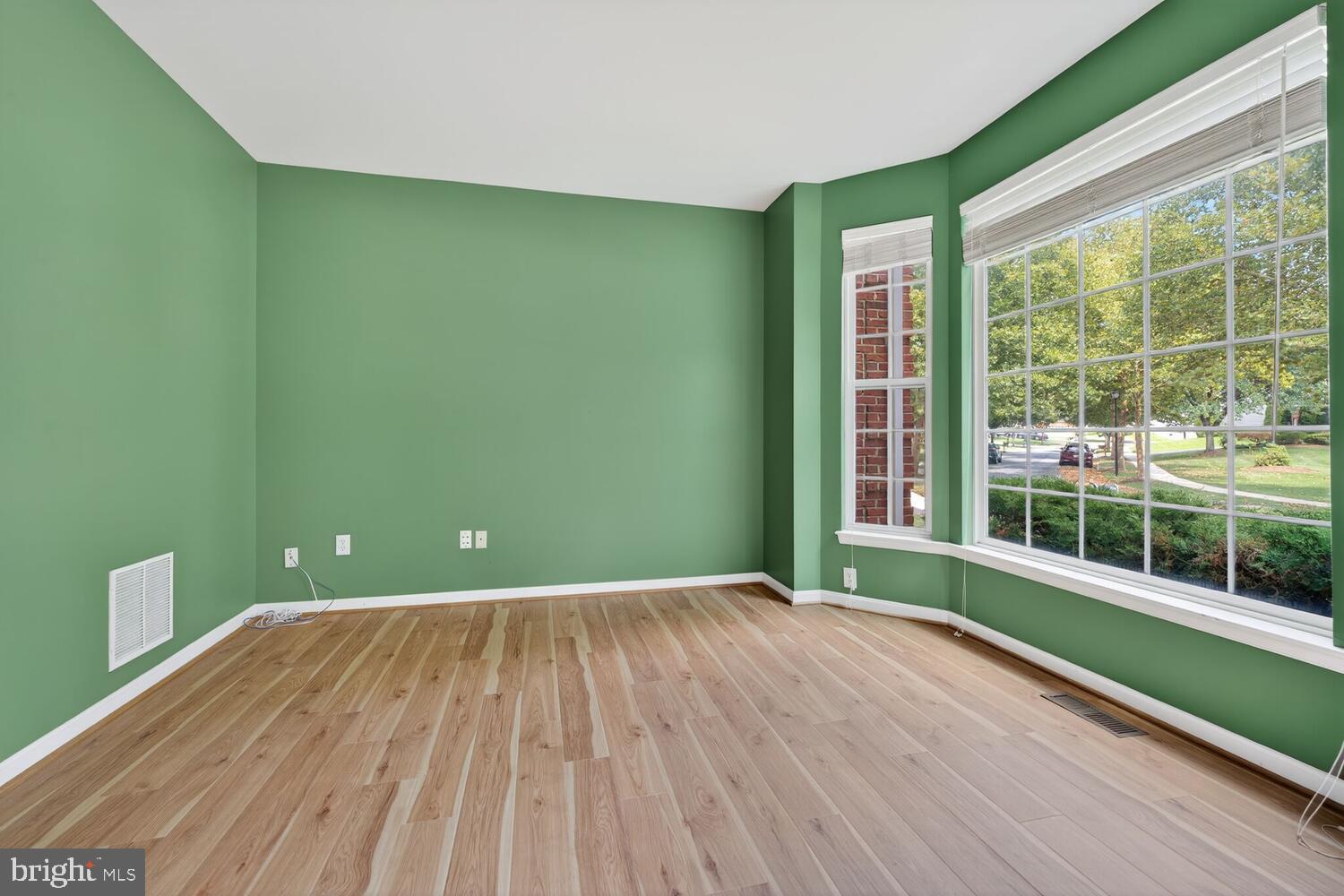 MILESTONE - Residential Lease