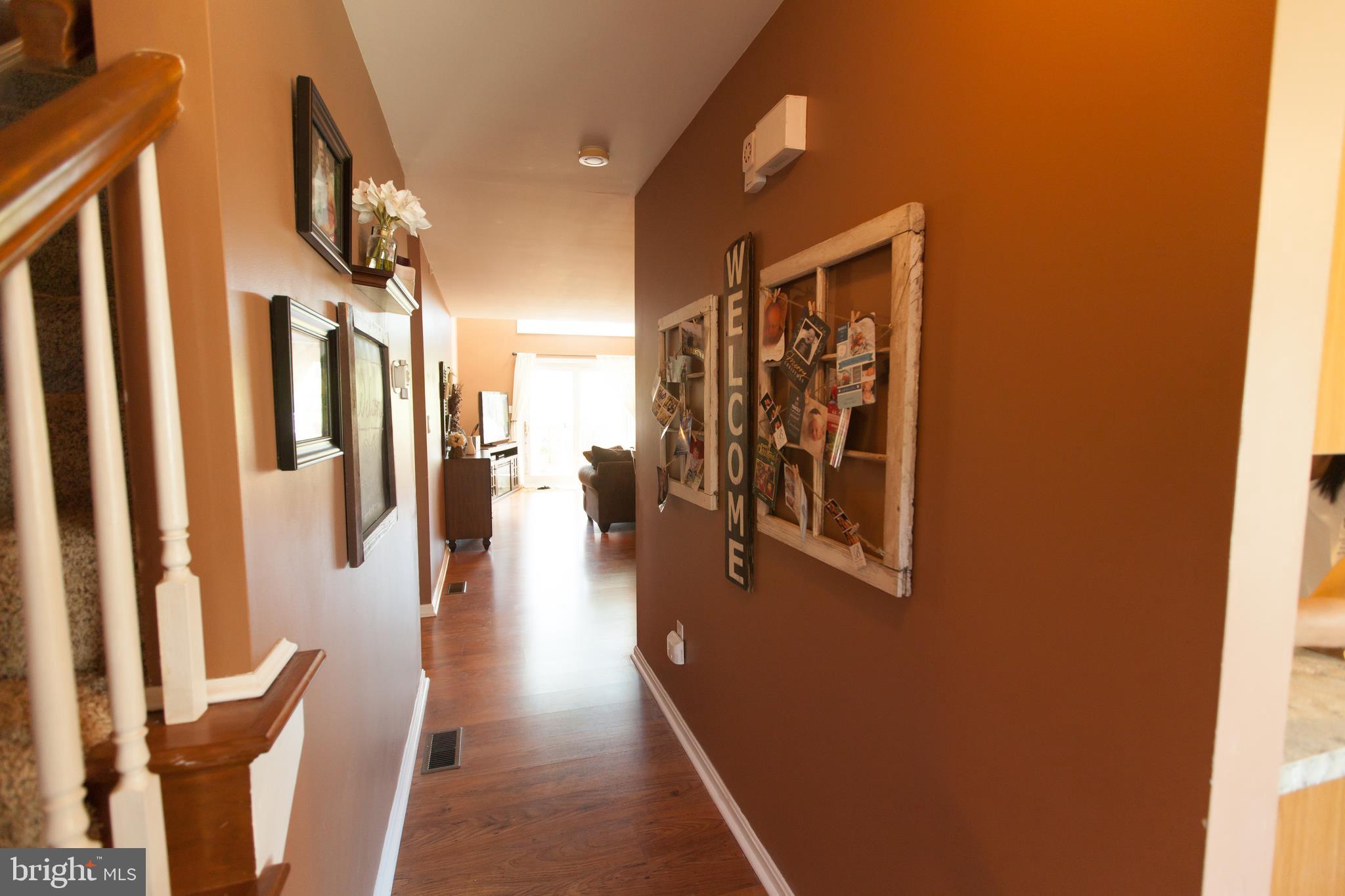 KENILWORTH COURT - Residential