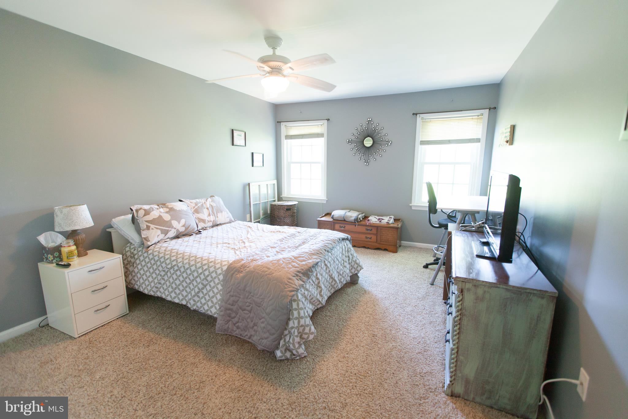 KENILWORTH COURT - Residential