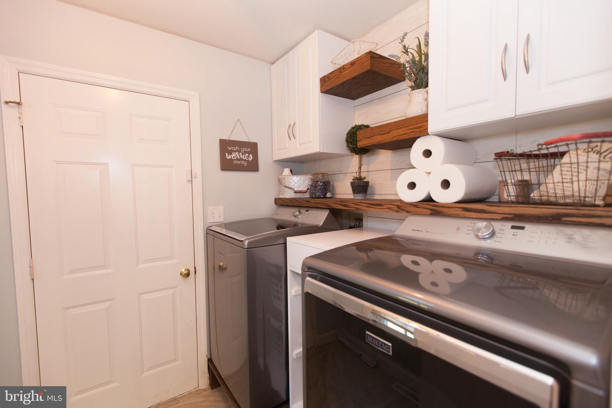 KENILWORTH COURT - Residential