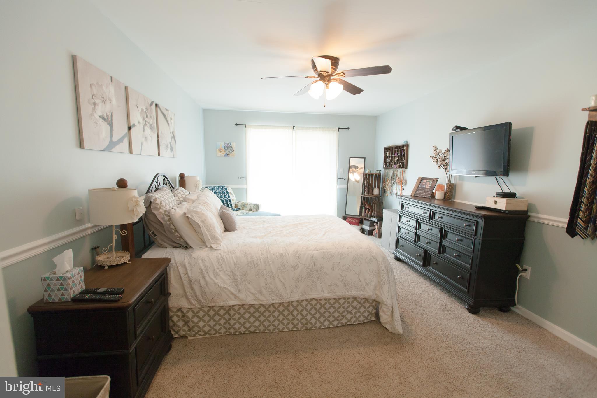 KENILWORTH COURT - Residential