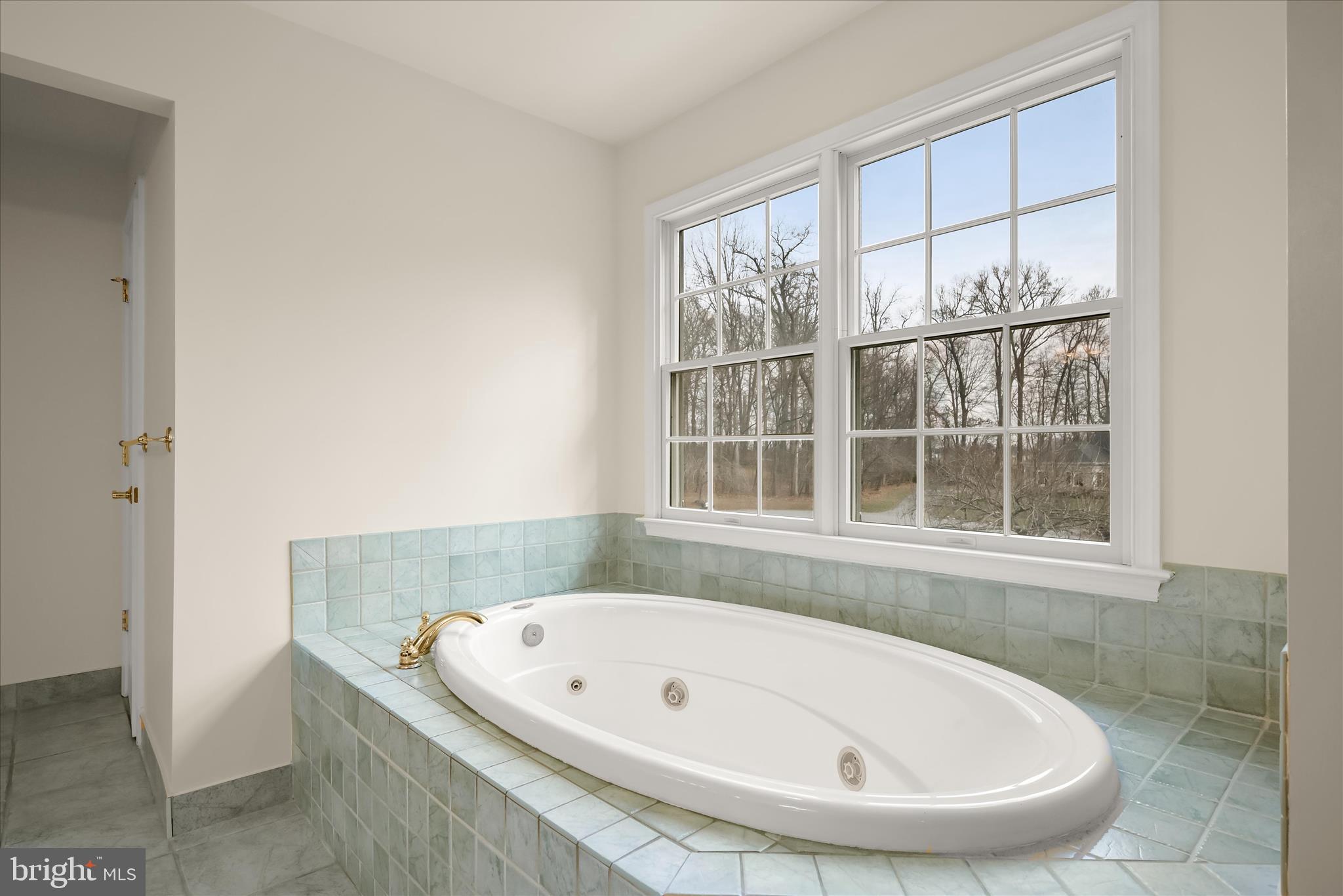 RIDGE VIEW HUNT - Residential