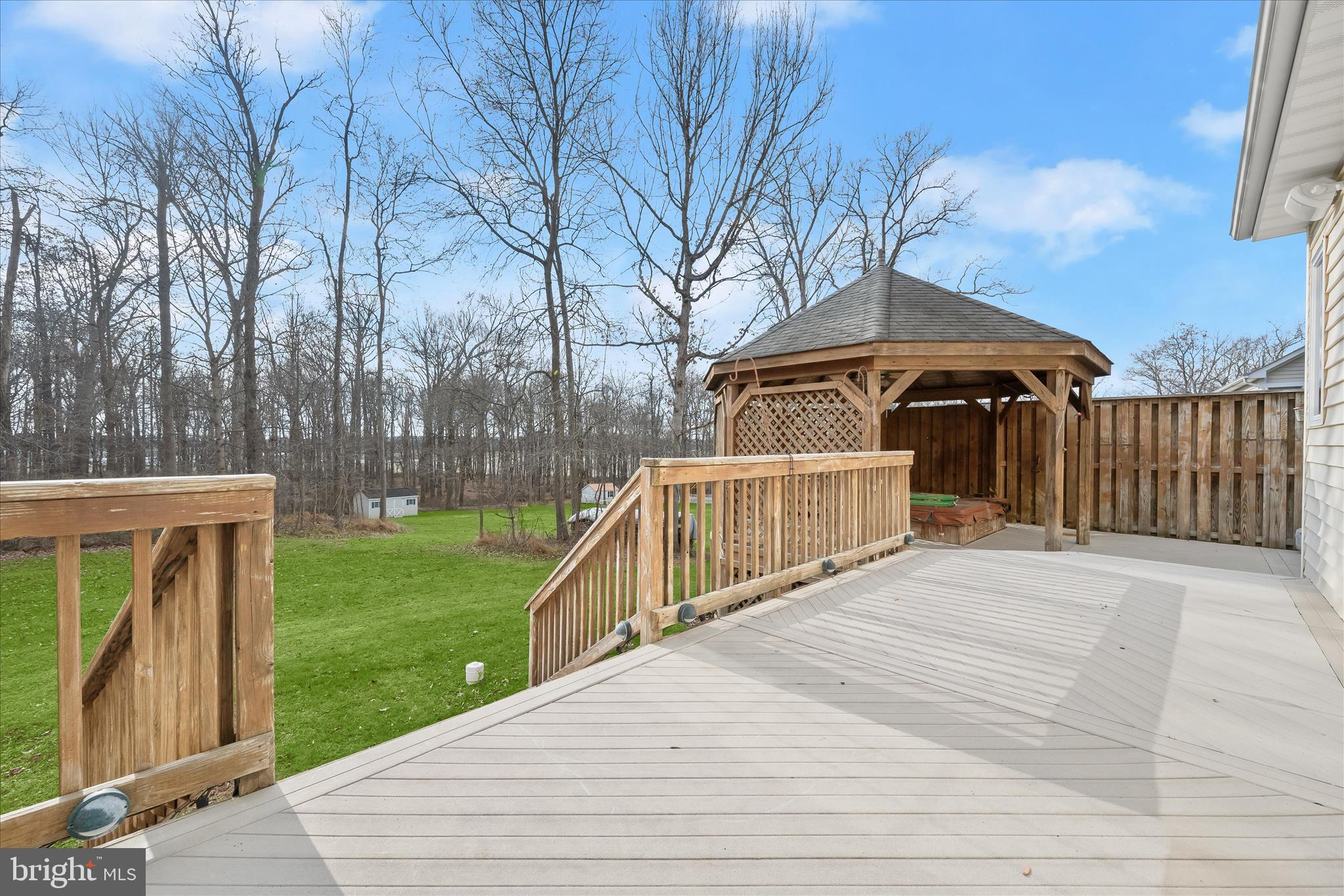 RIDGE VIEW HUNT - Residential