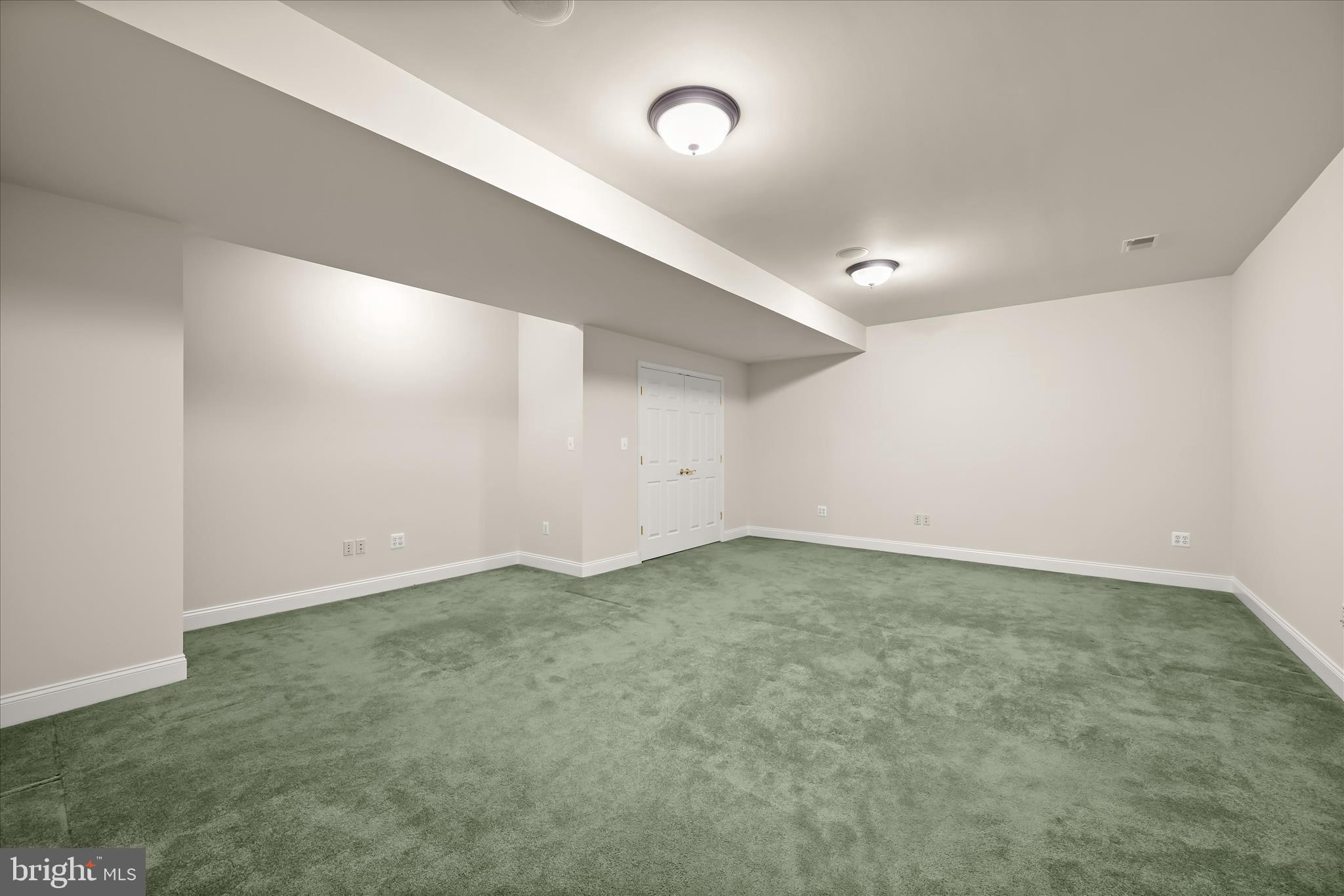 RIDGE VIEW HUNT - Residential