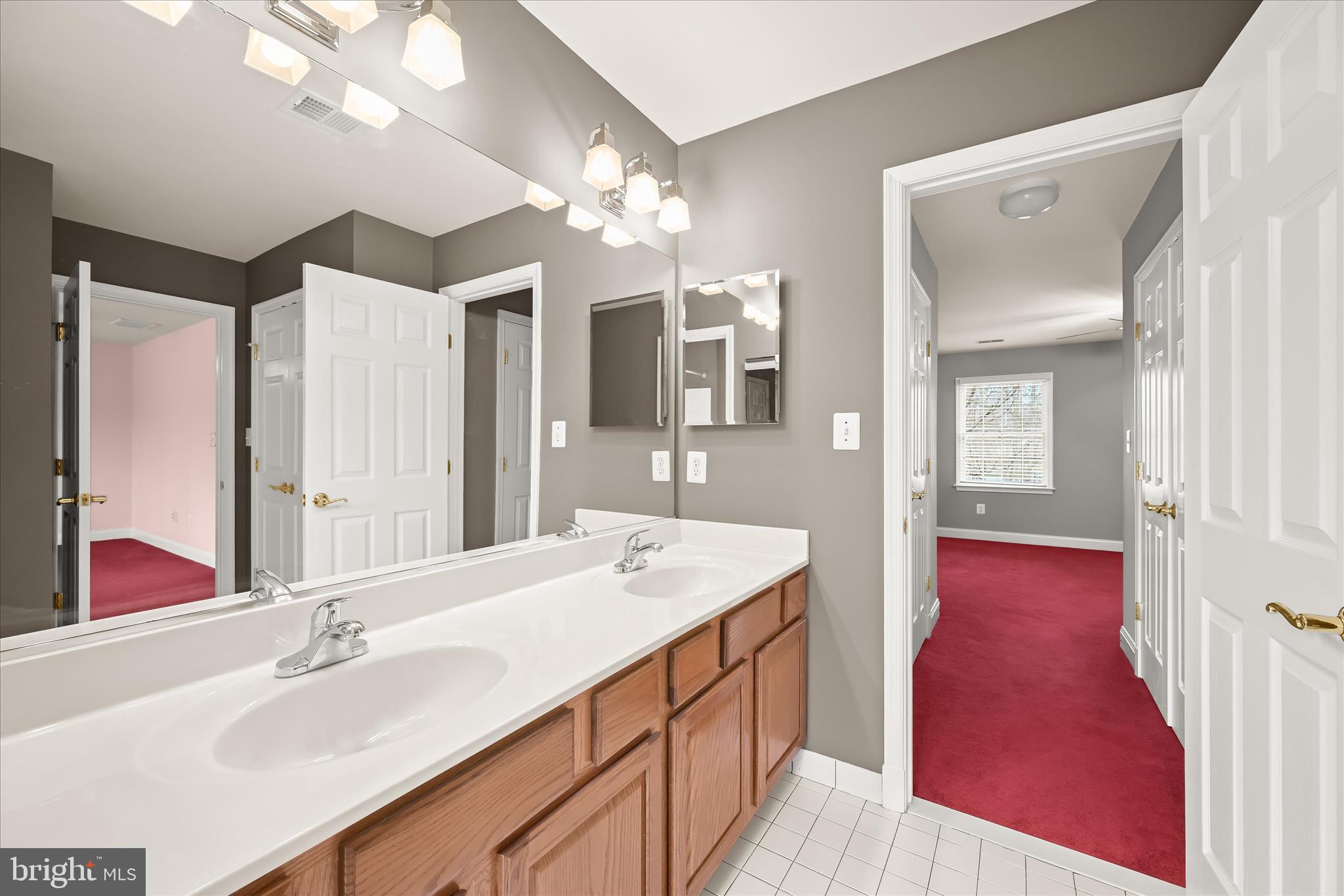 RIDGE VIEW HUNT - Residential