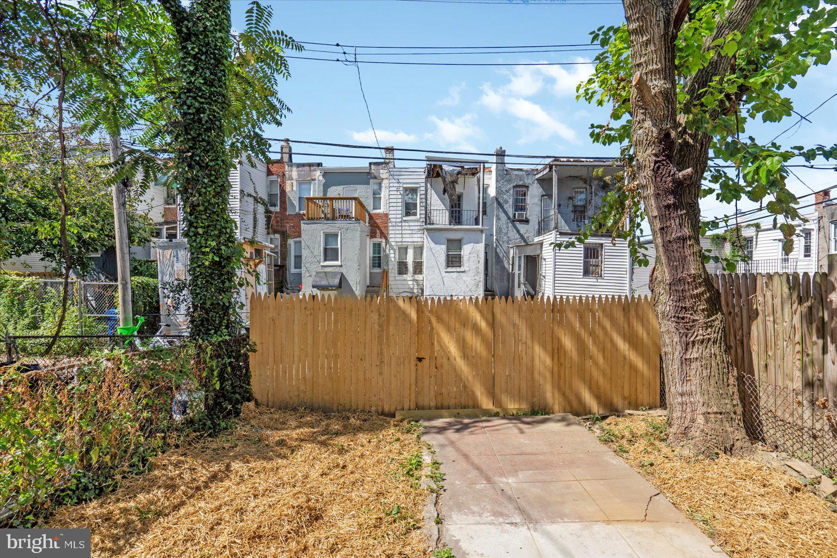 WEST BALTIMORE - Residential