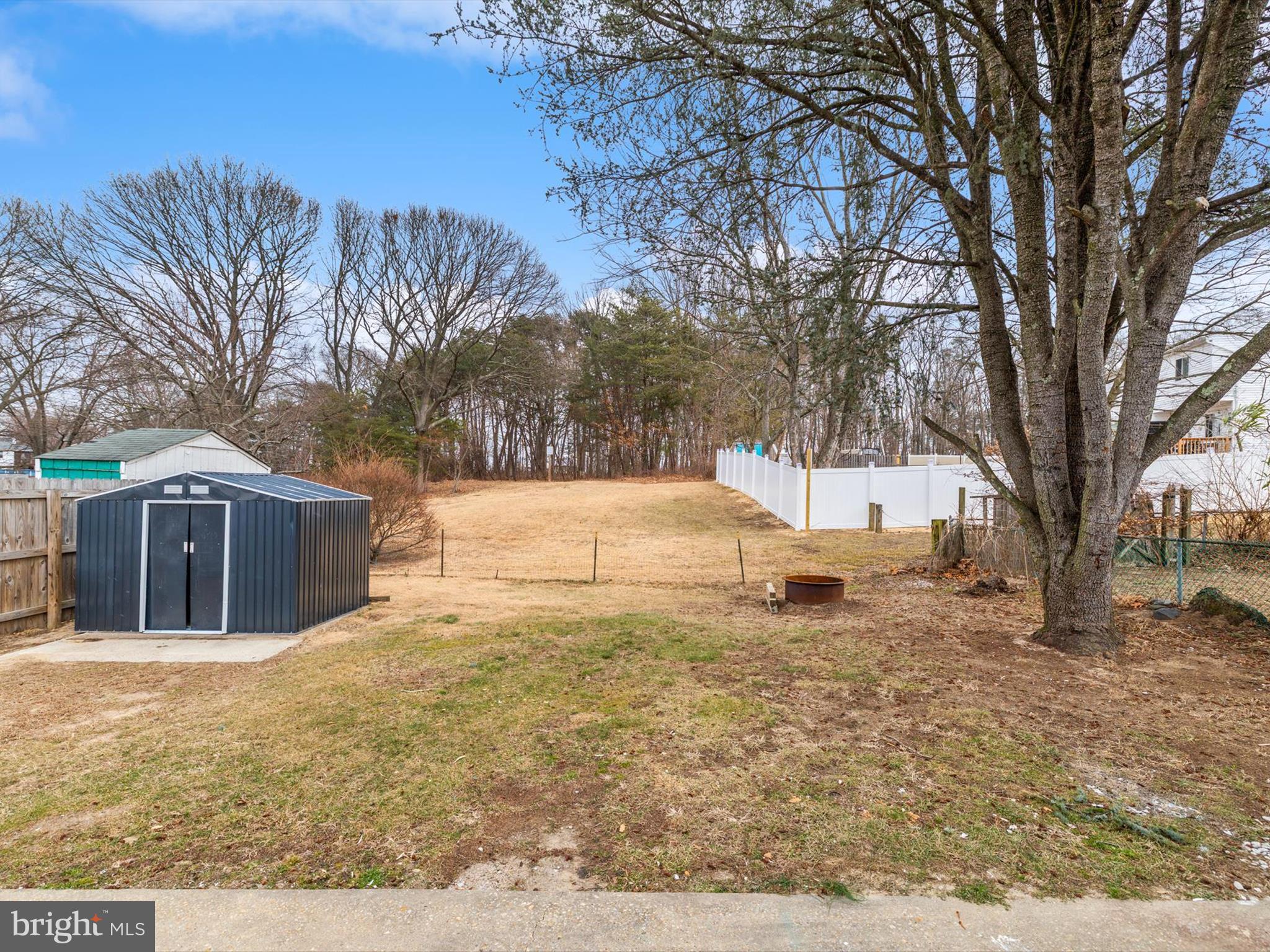 QUEENS PARK - Residential