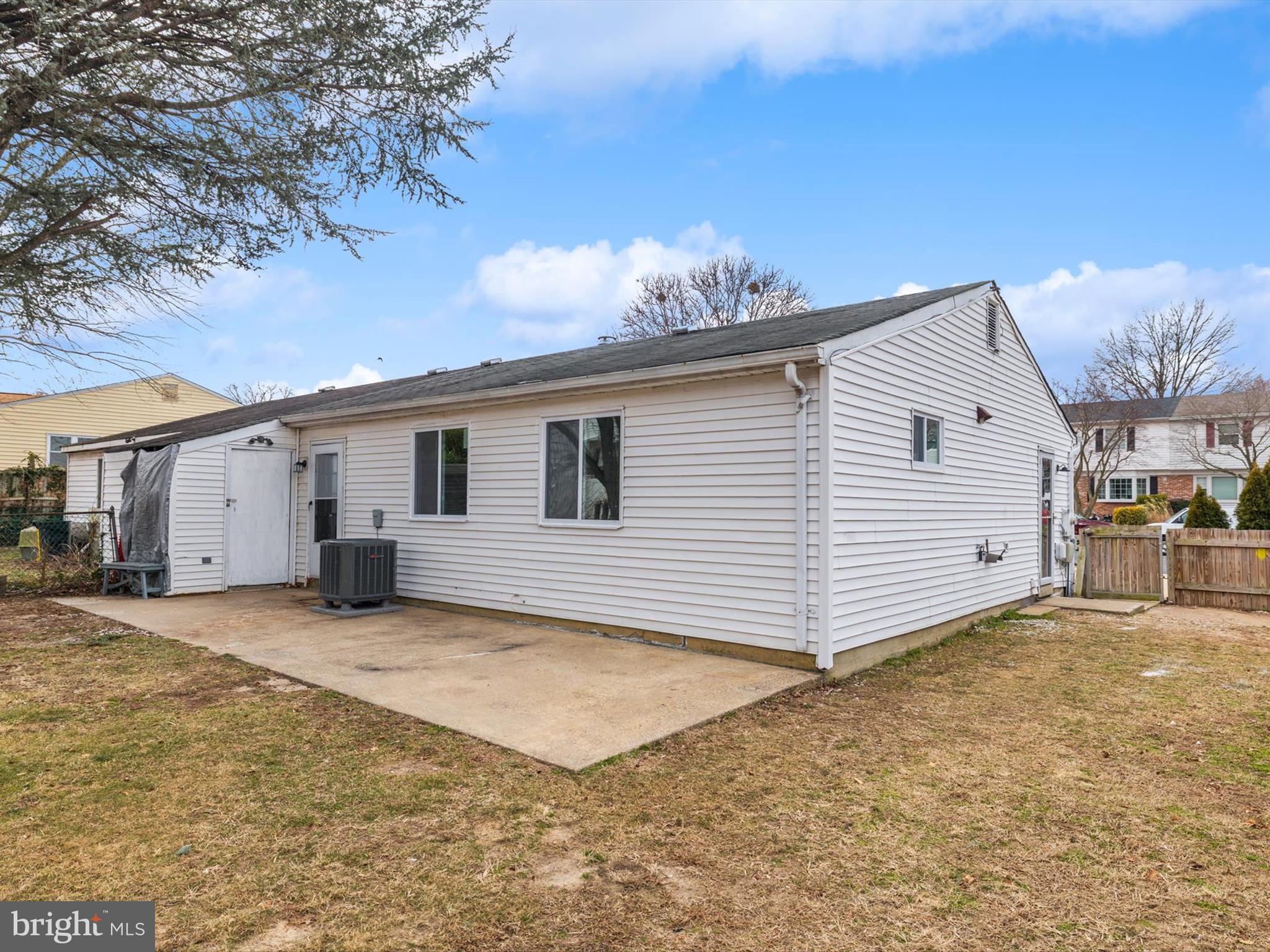 QUEENS PARK - Residential