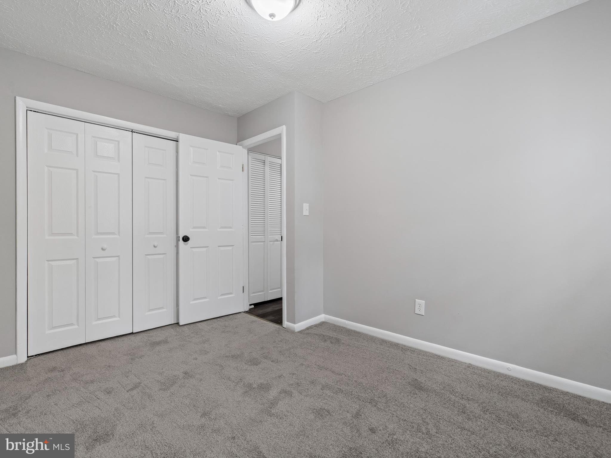 QUEENS PARK - Residential