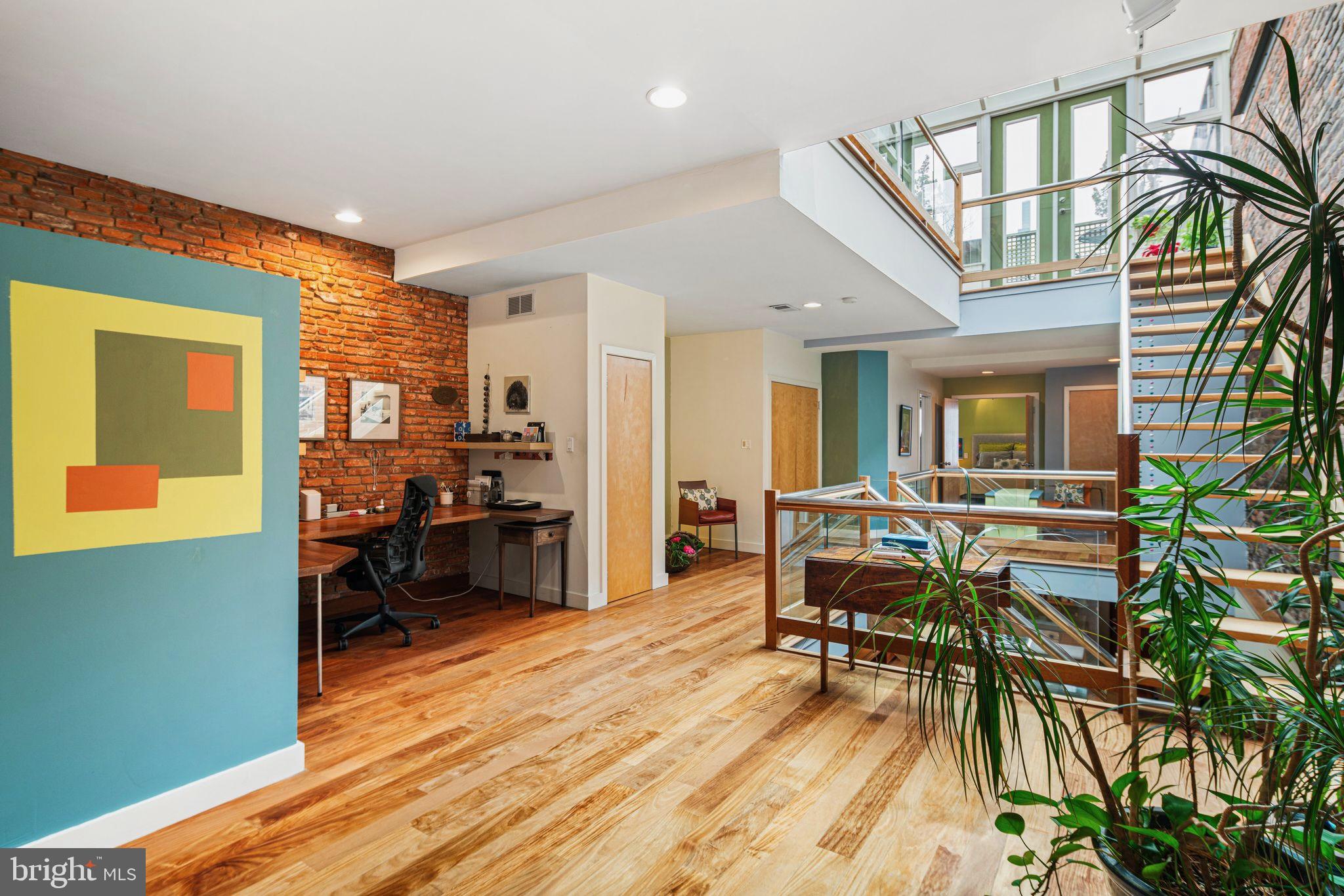 SPRING GARDEN - Residential