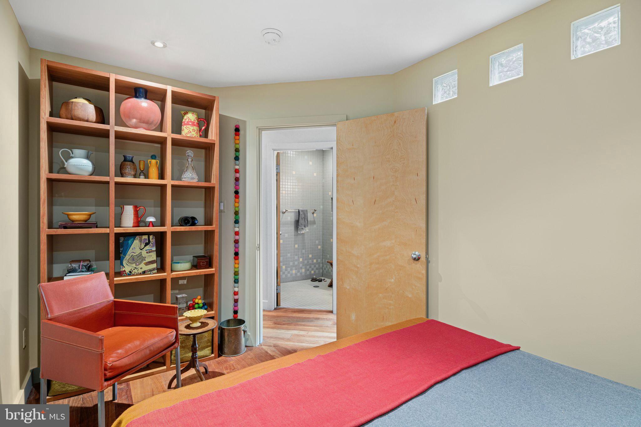 SPRING GARDEN - Residential