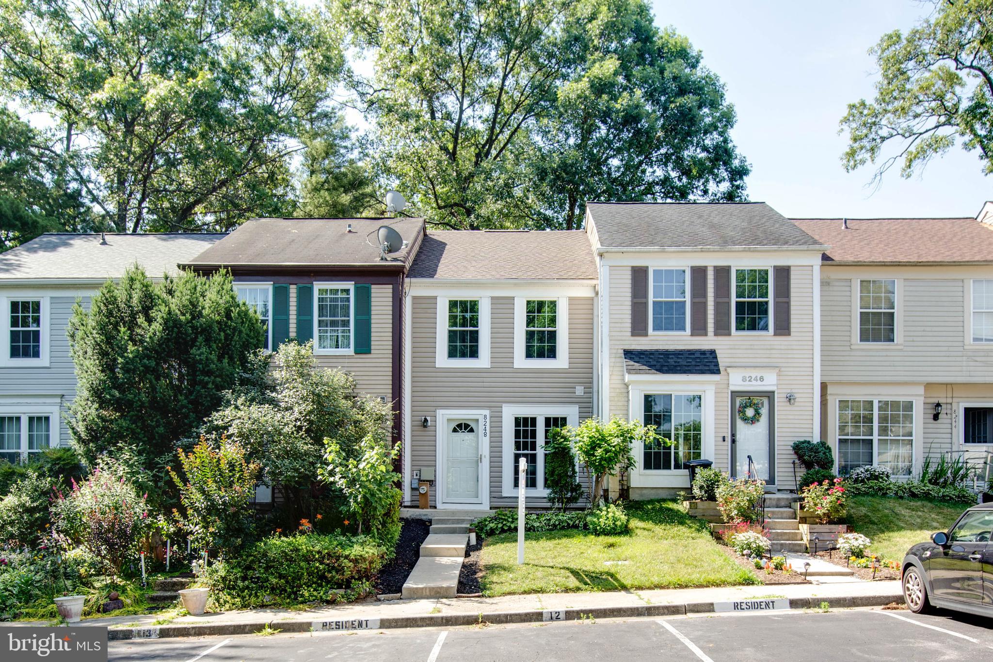 CLOVERLEAF TOWNHOUSES - Residential