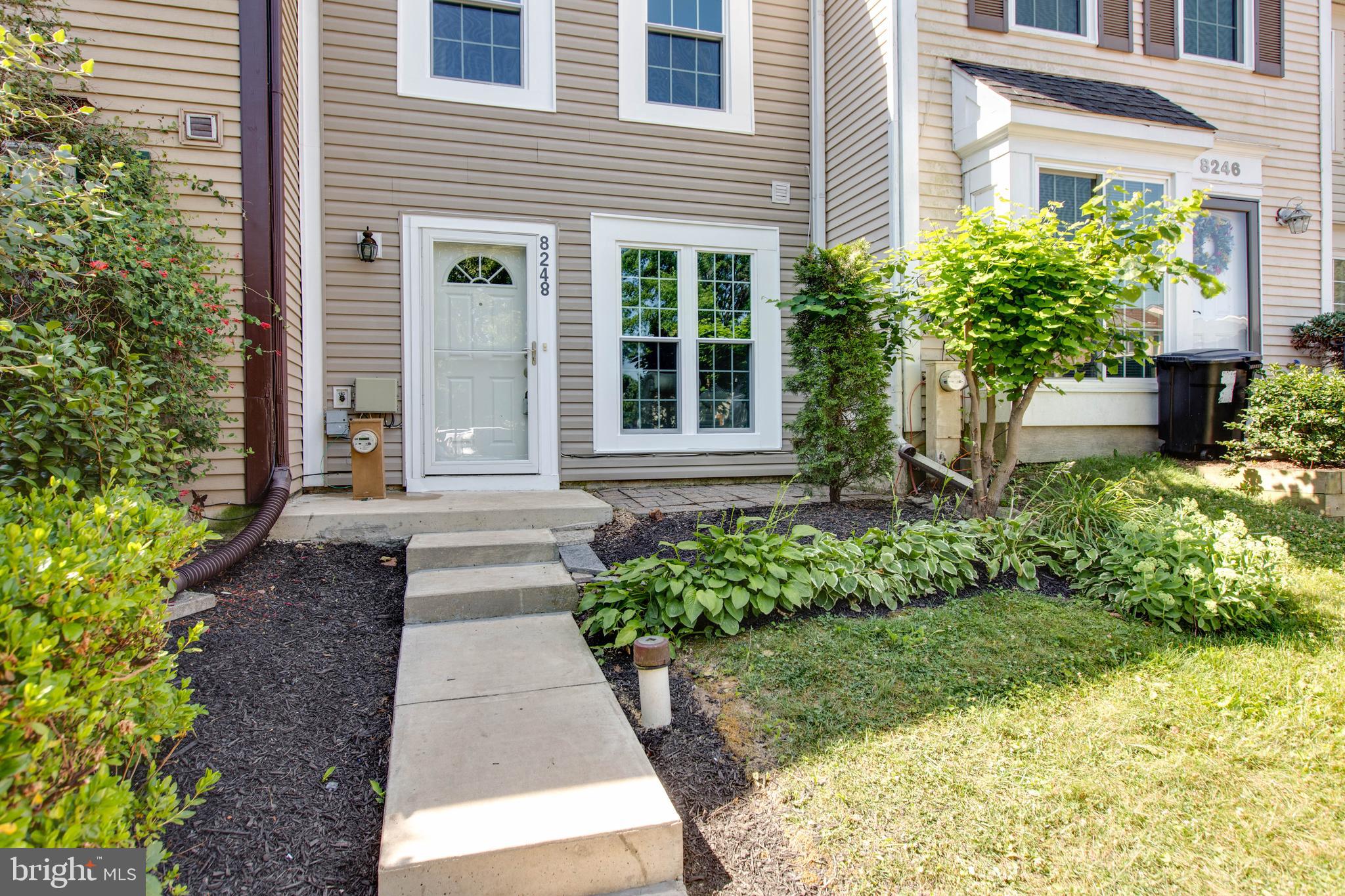 CLOVERLEAF TOWNHOUSES - Residential