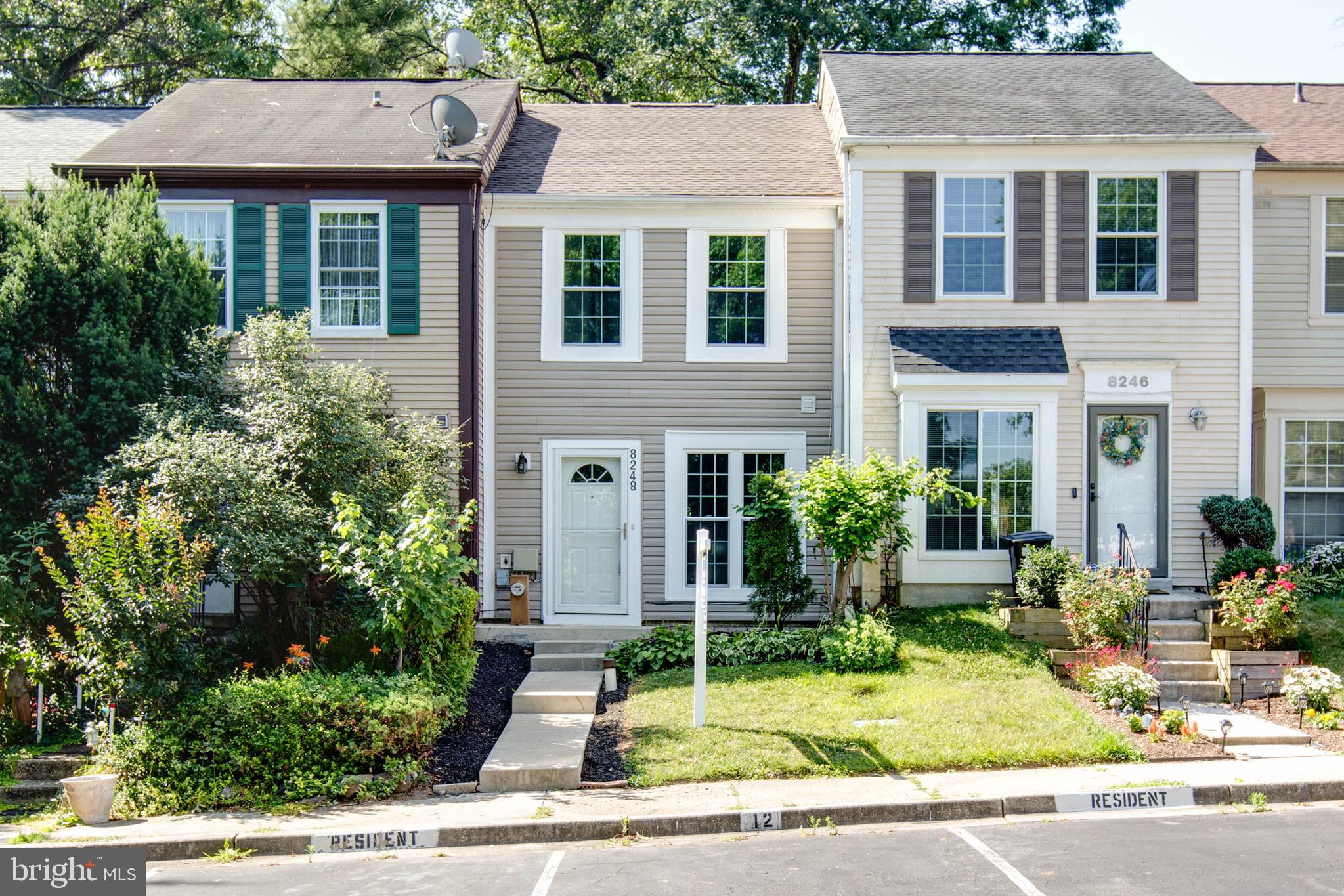 CLOVERLEAF TOWNHOUSES - Residential