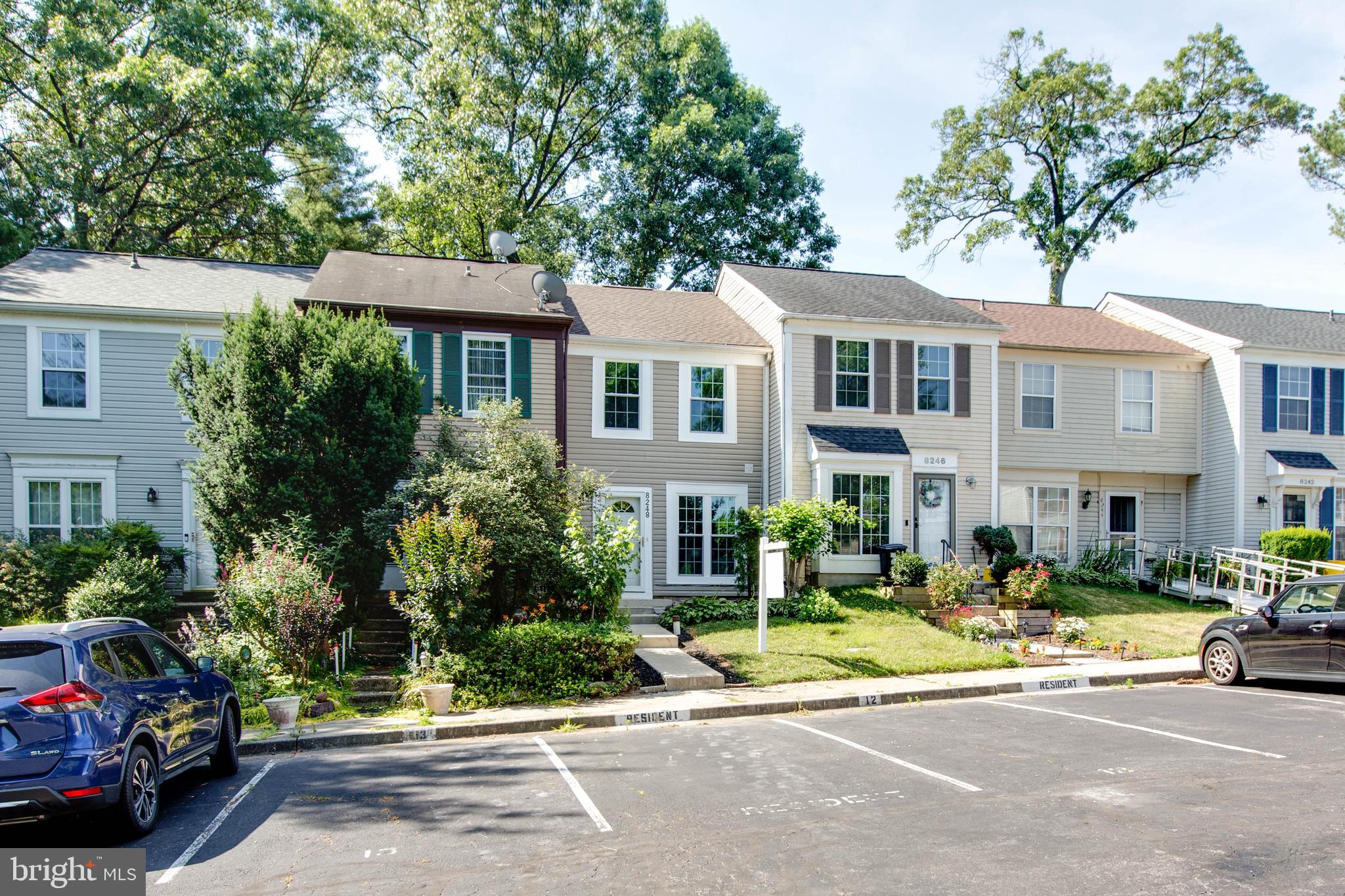 CLOVERLEAF TOWNHOUSES - Residential